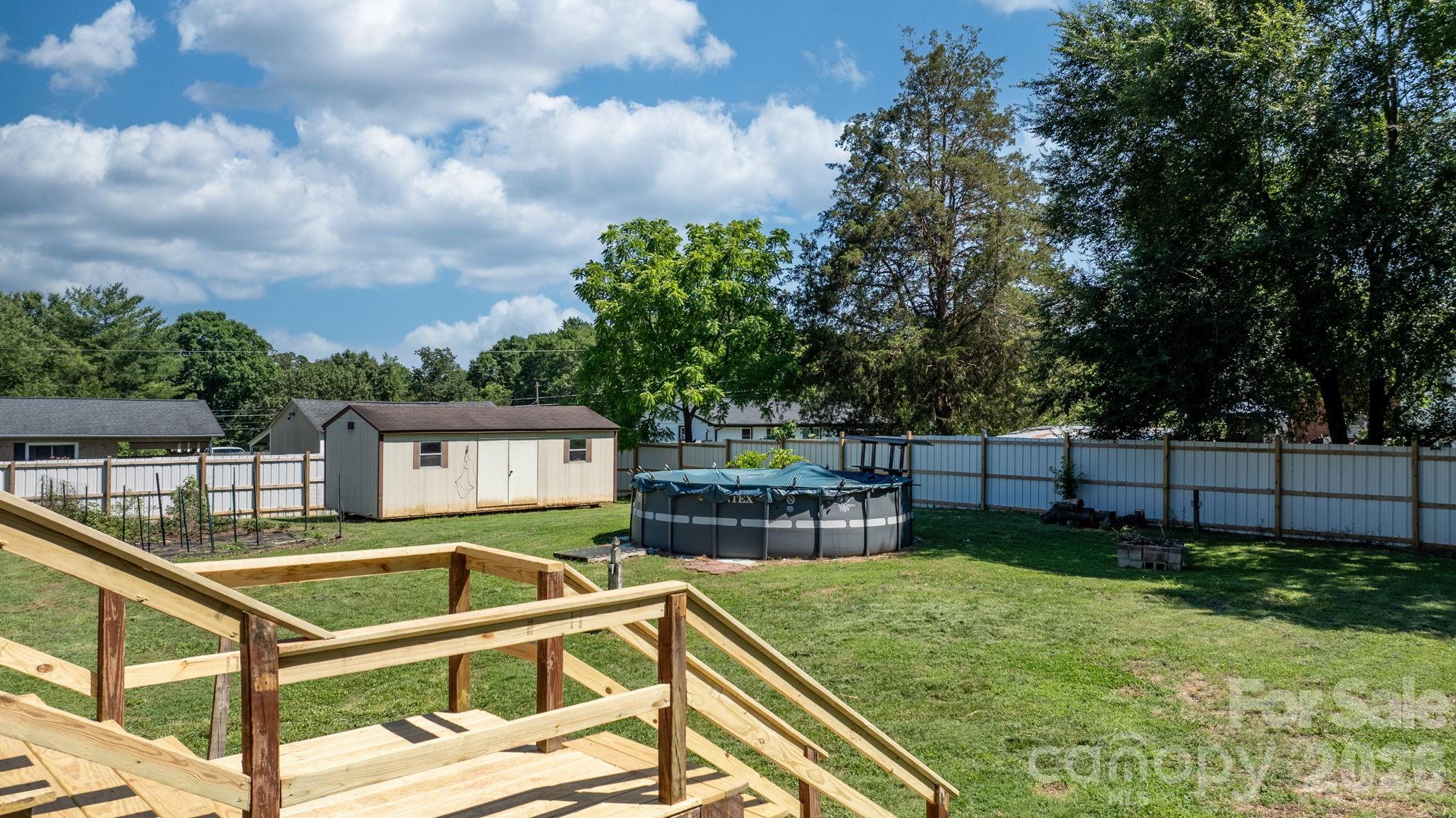5208 W Piedmont Circle — Conover