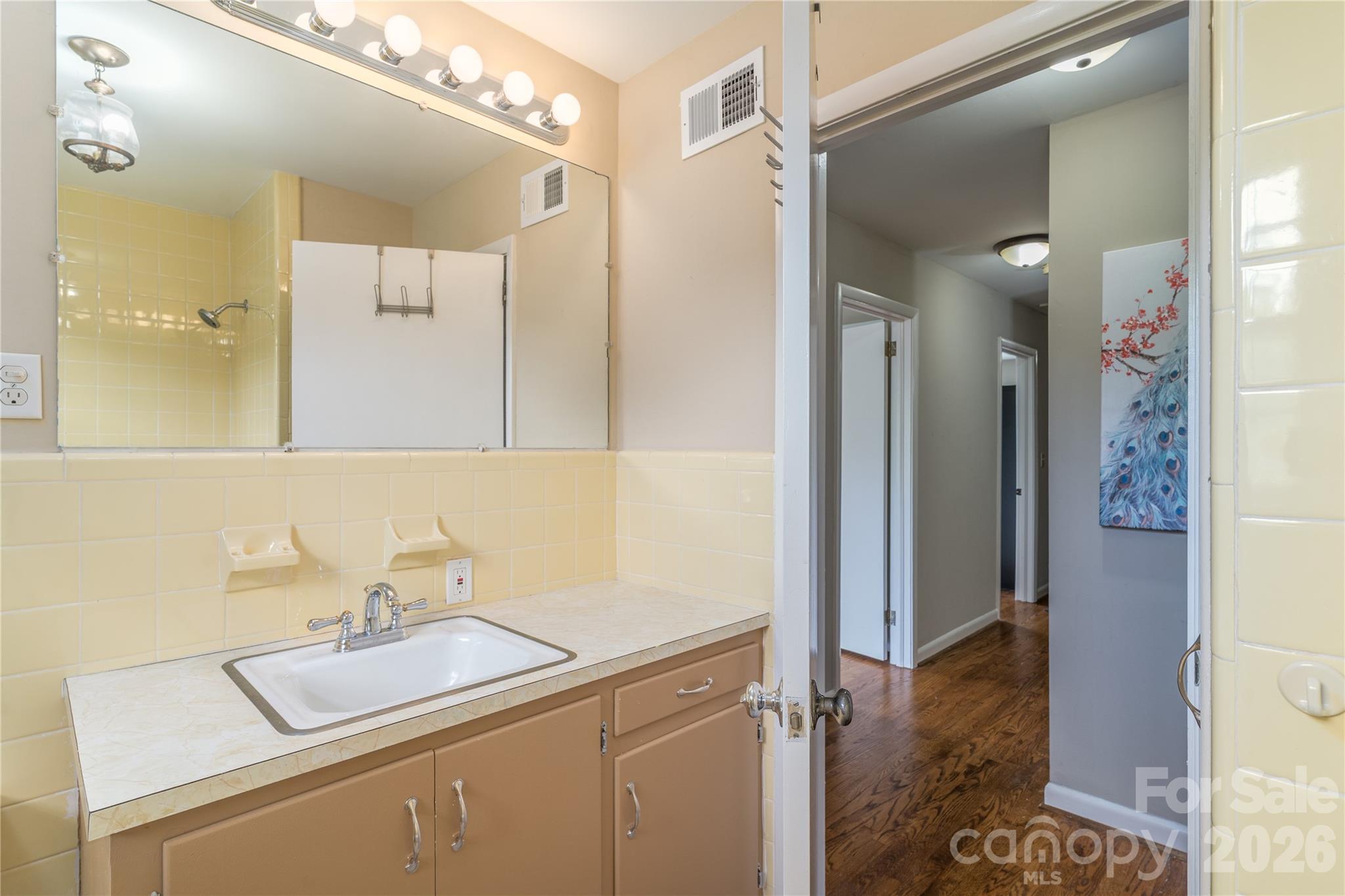 2200 Armstrong Park Drive — Gastonia