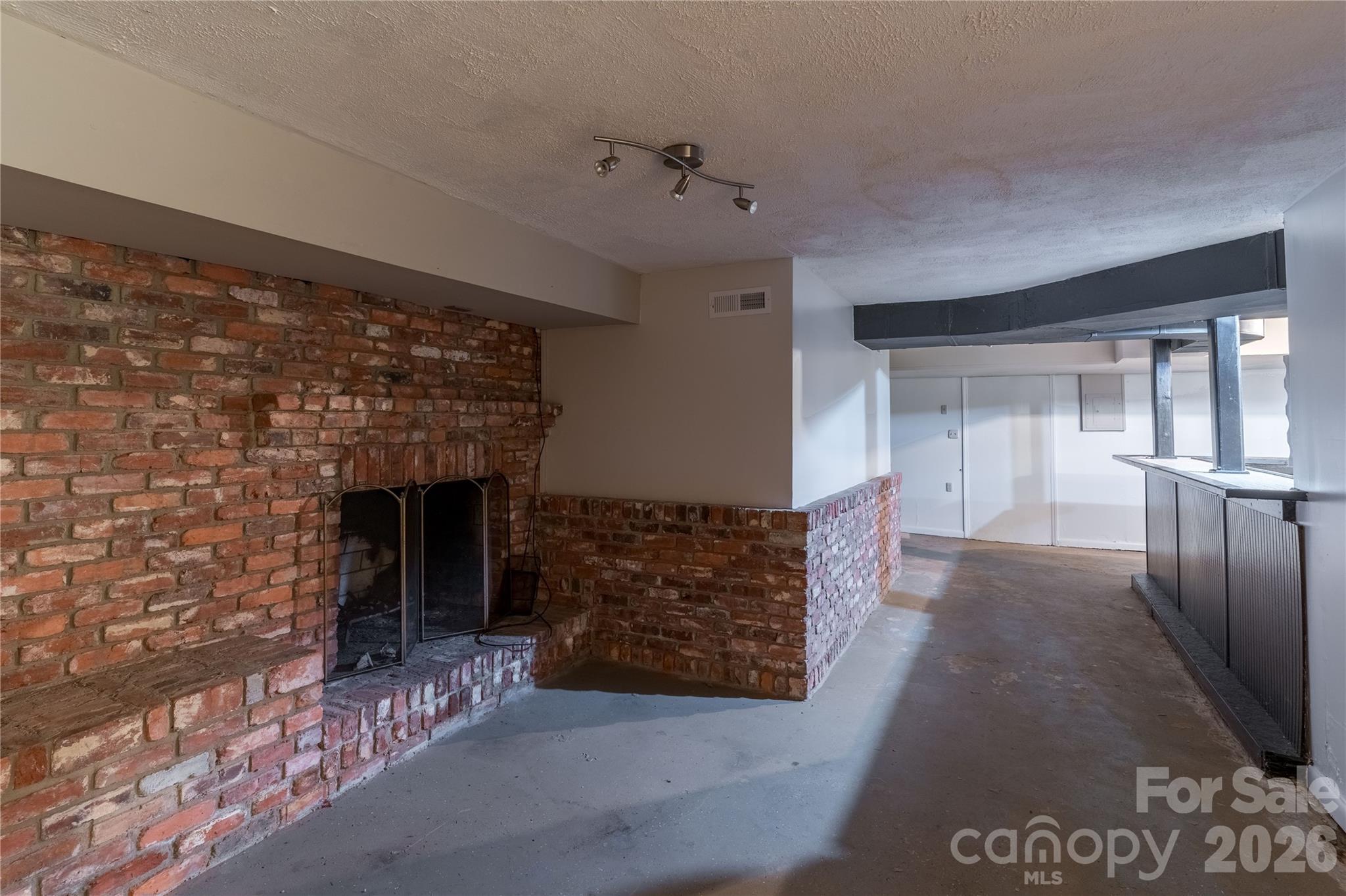 2200 Armstrong Park Drive — Gastonia