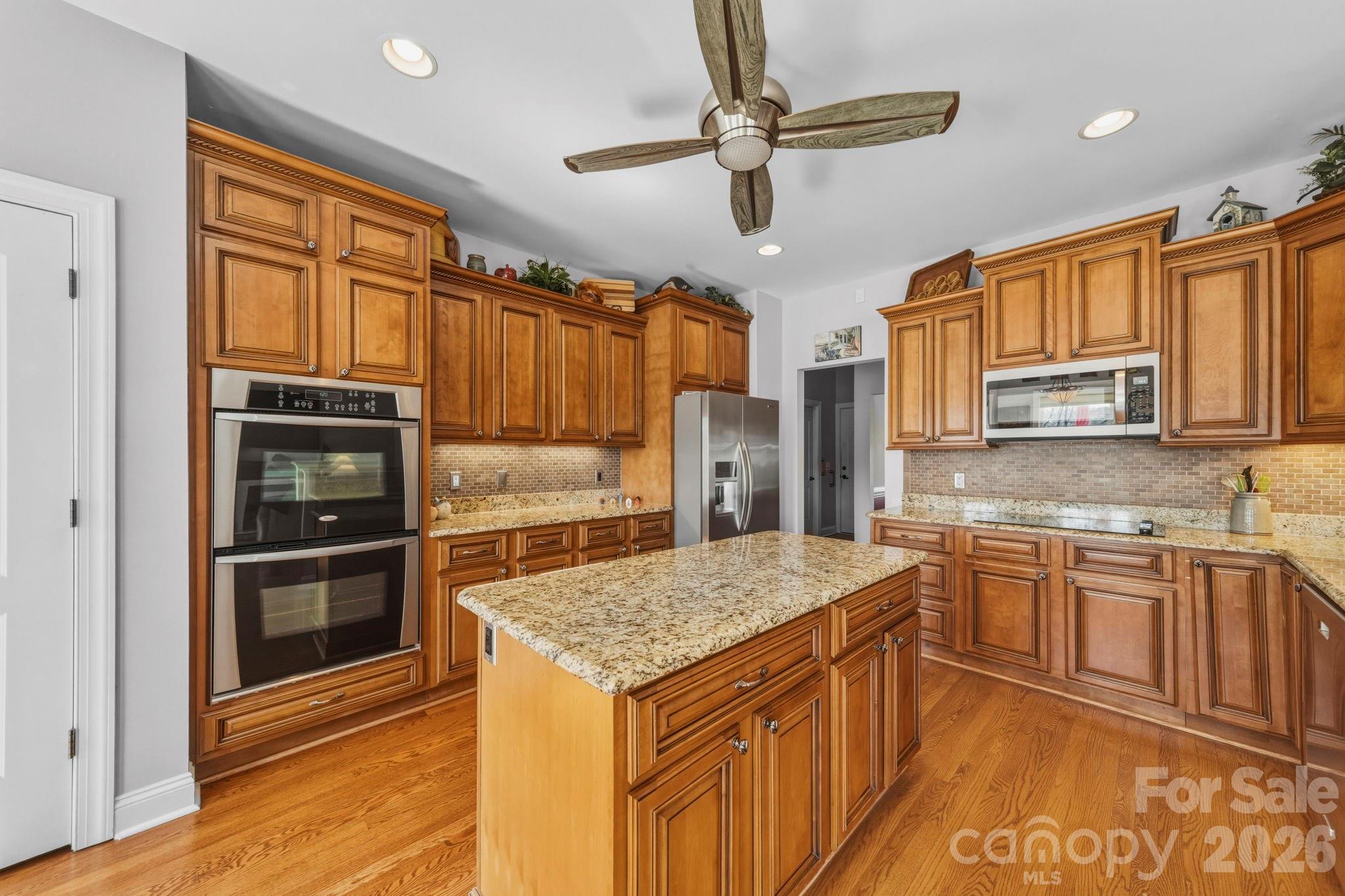 1132 Village Lake Drive — Monroe