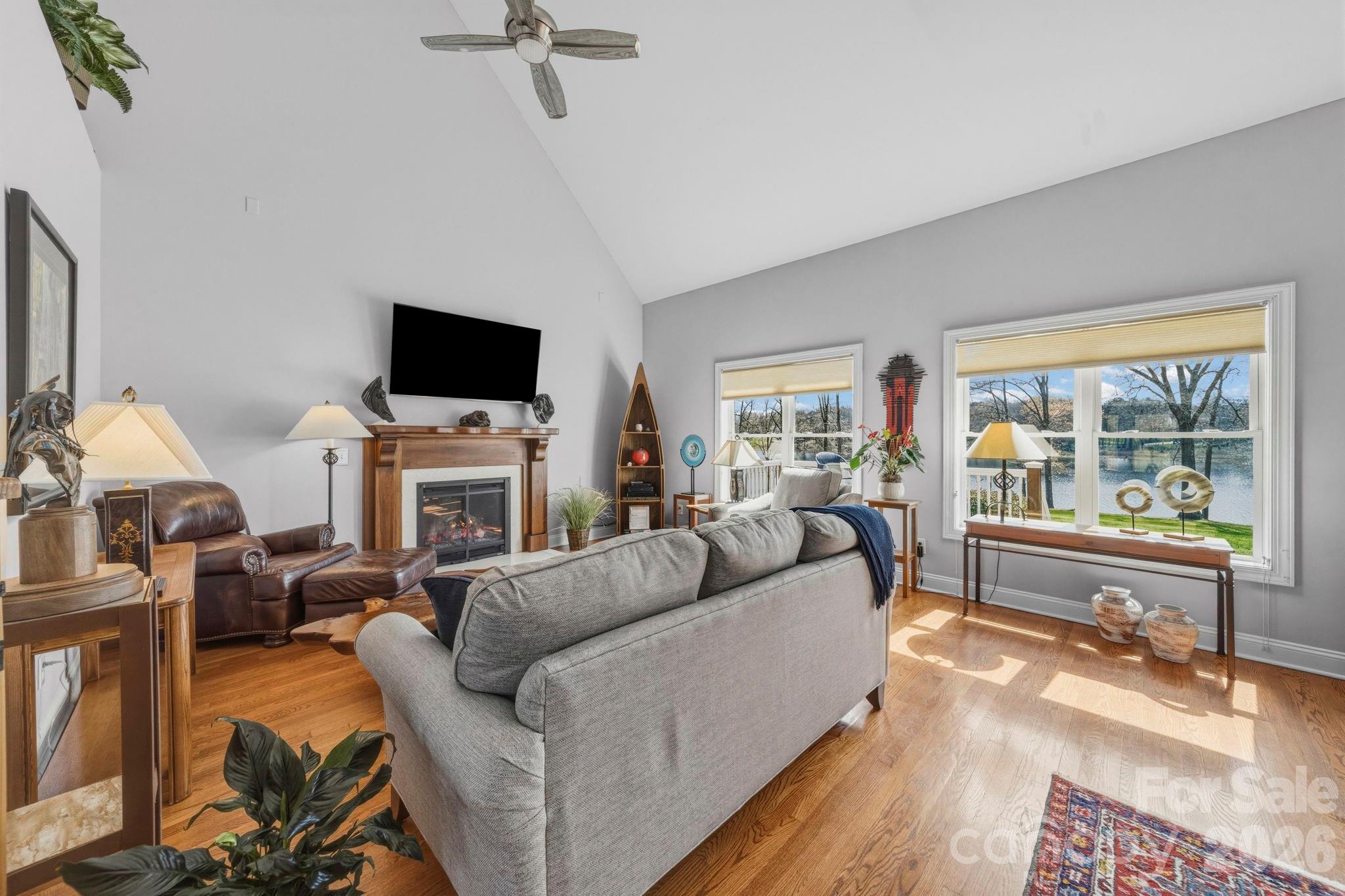1132 Village Lake Drive — Monroe