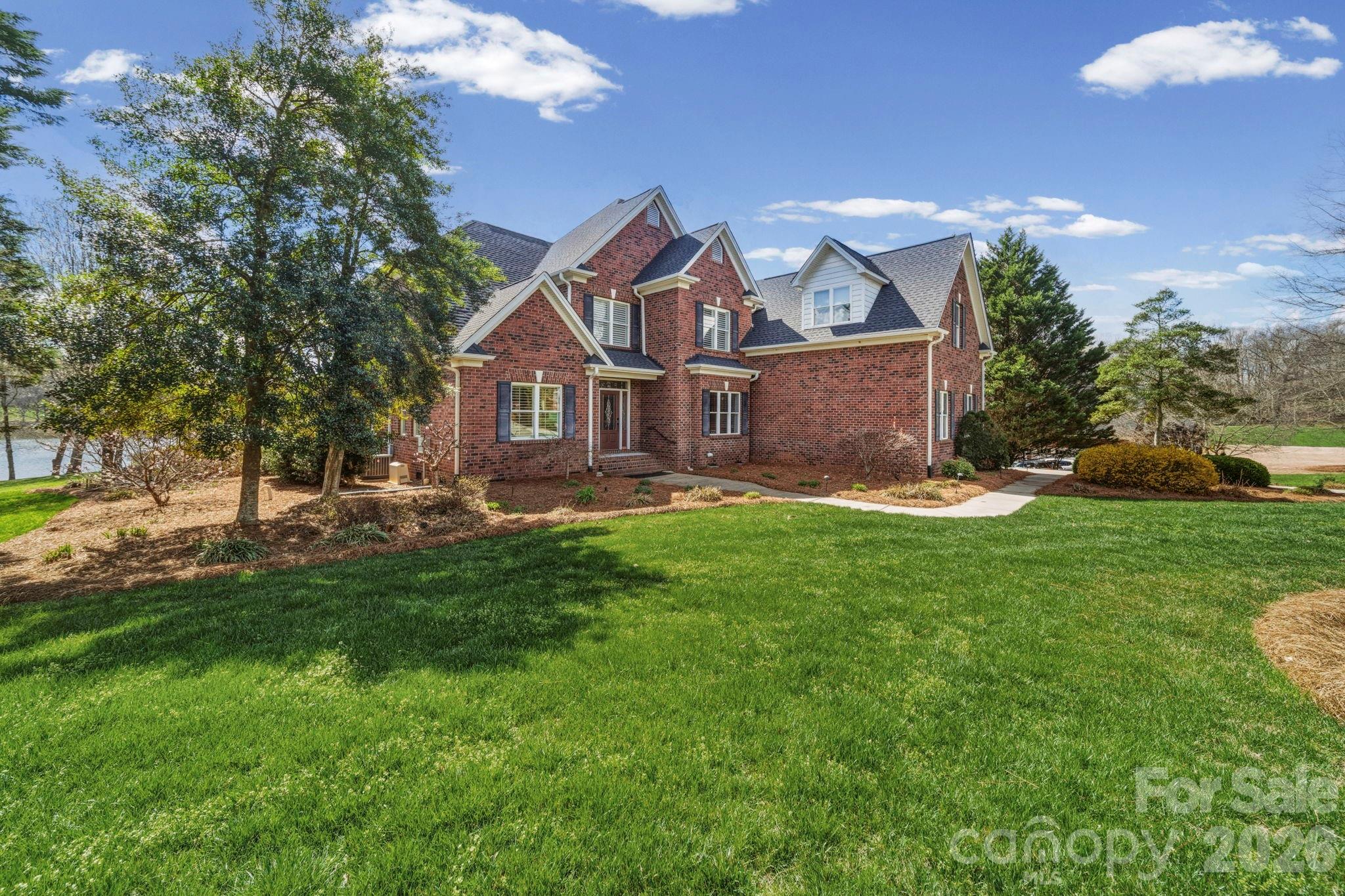 1132 Village Lake Drive — Monroe