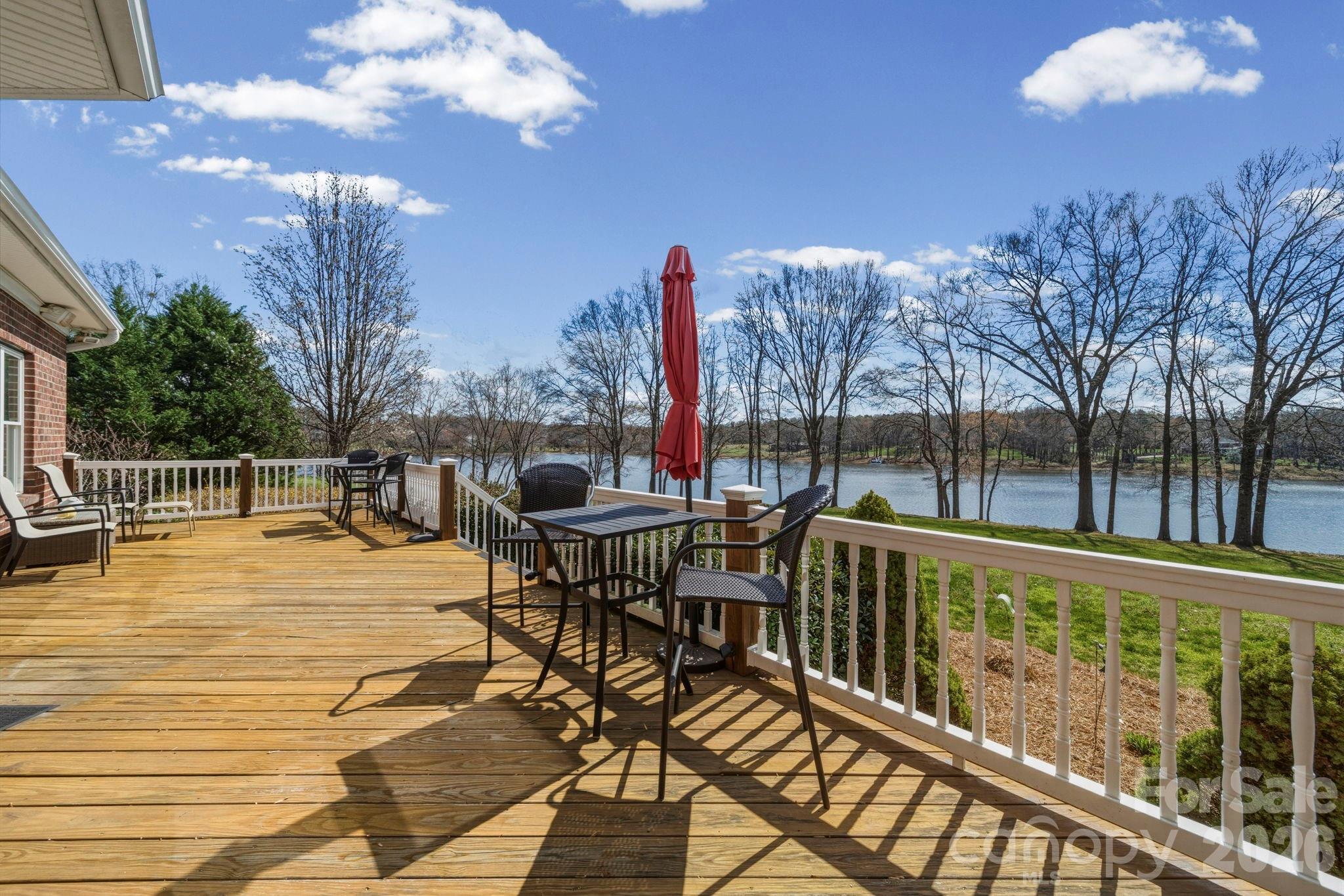 1132 Village Lake Drive — Monroe