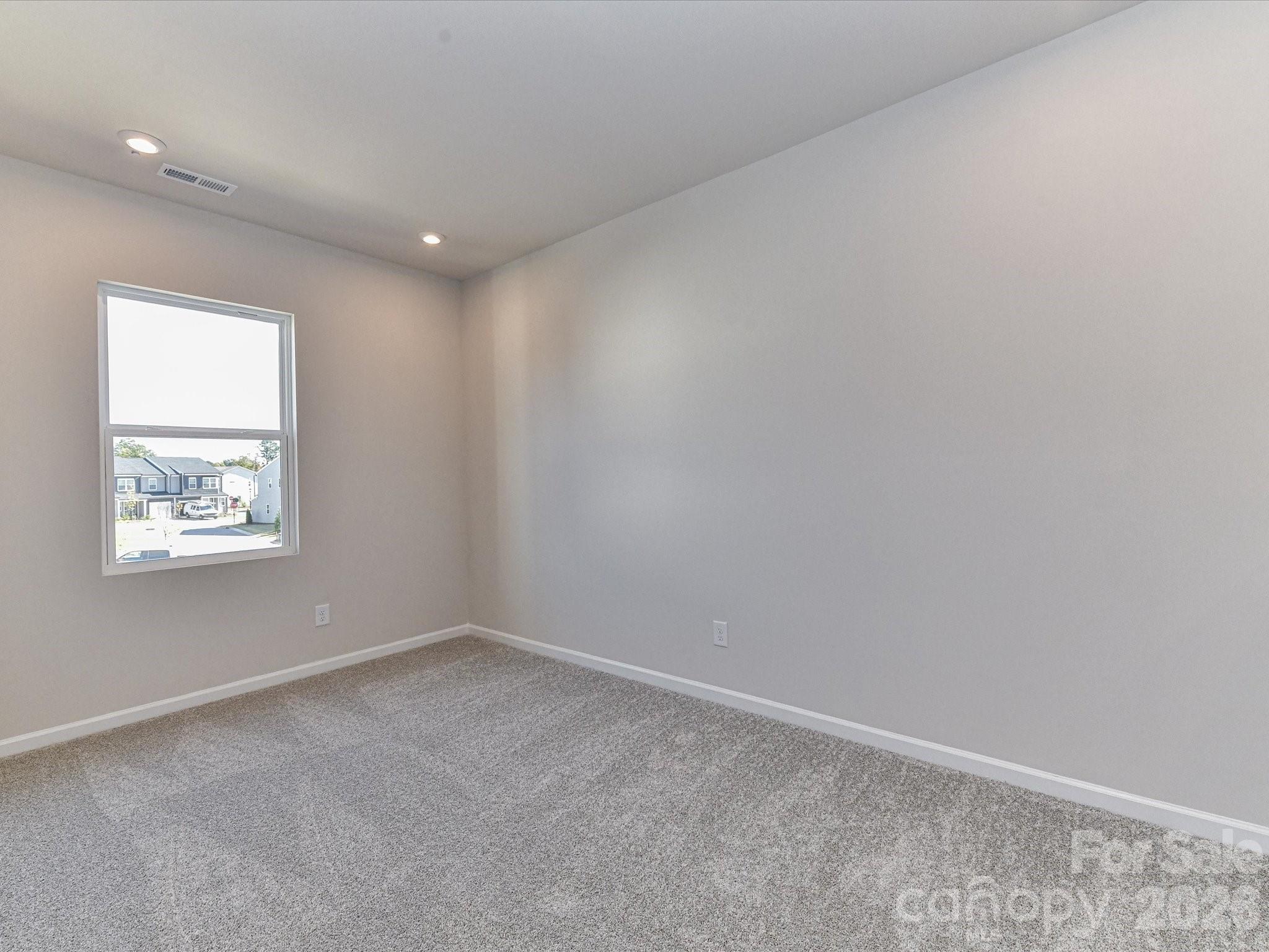 3041 Hutton Gardens Lane — Charlotte