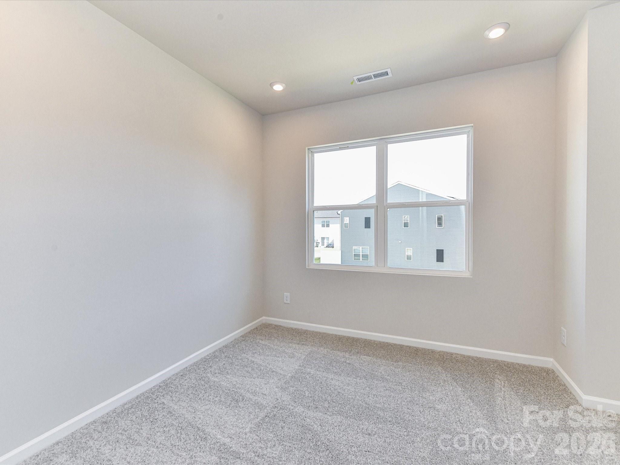 3041 Hutton Gardens Lane — Charlotte