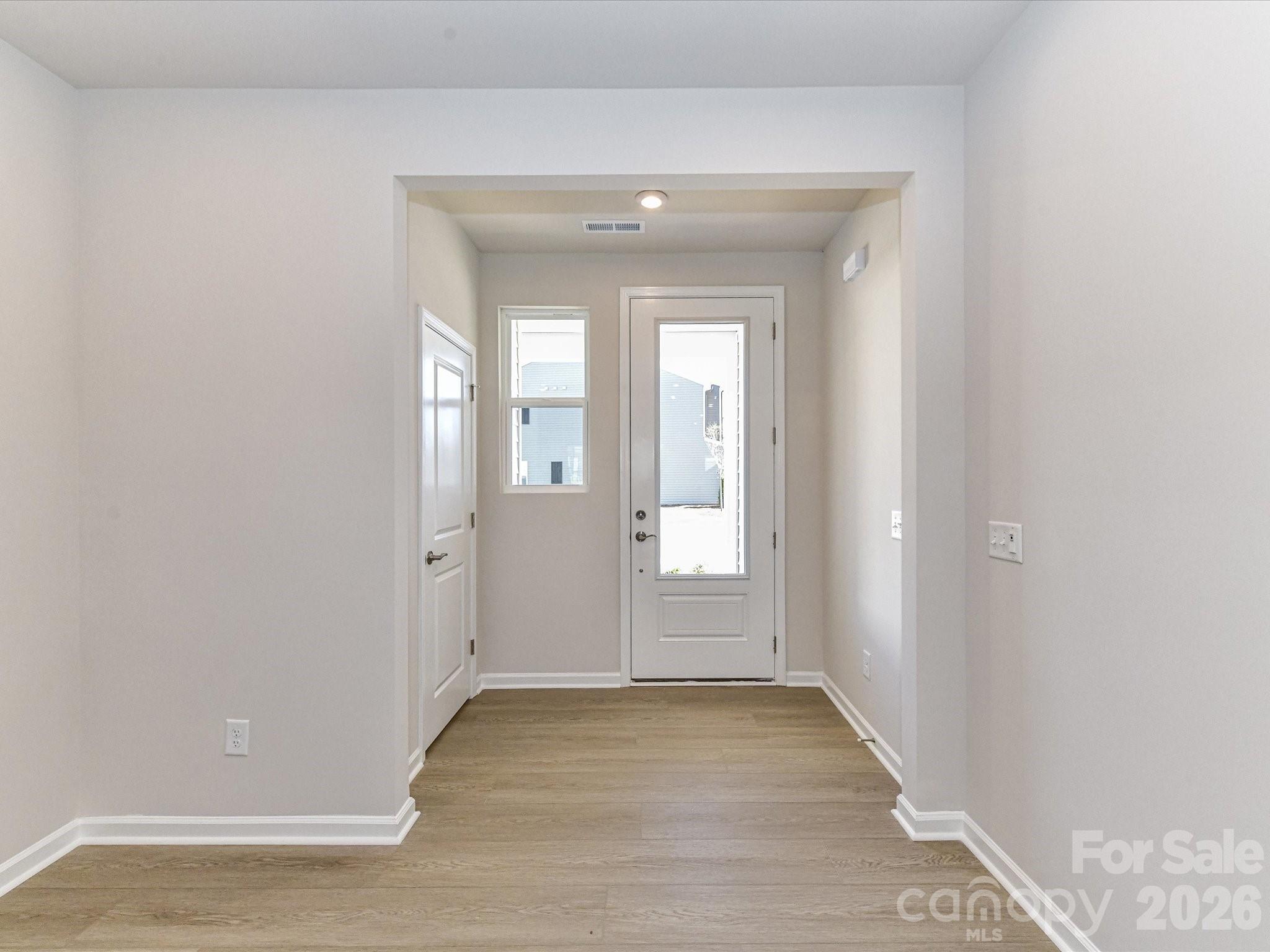 3041 Hutton Gardens Lane — Charlotte