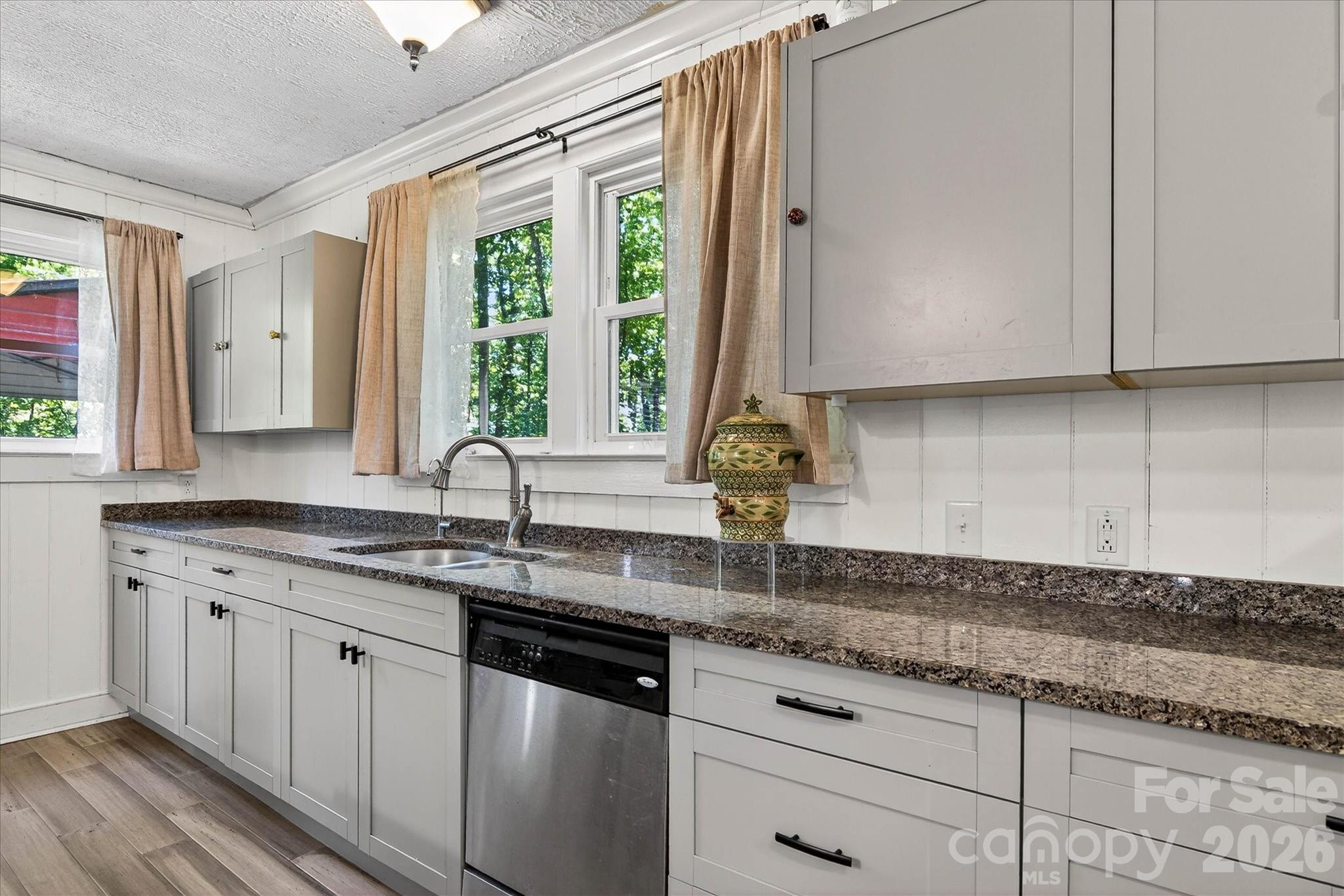 30640 Lockwood Drive — Albemarle