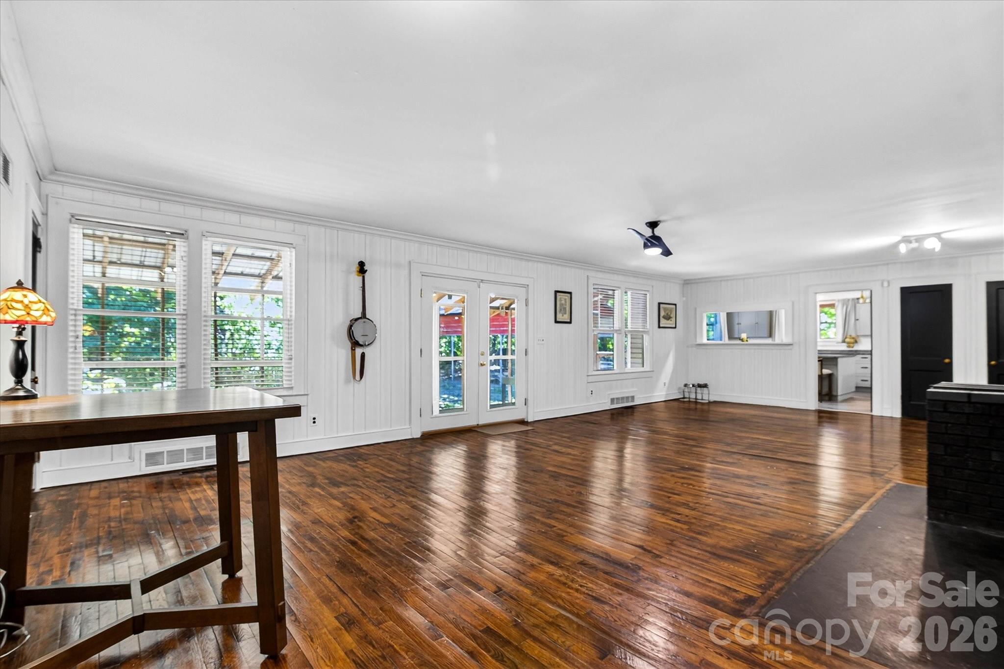 30640 Lockwood Drive — Albemarle