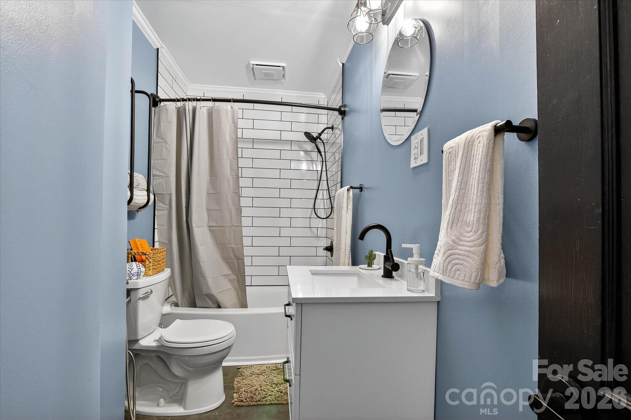 30640 Lockwood Drive — Albemarle
