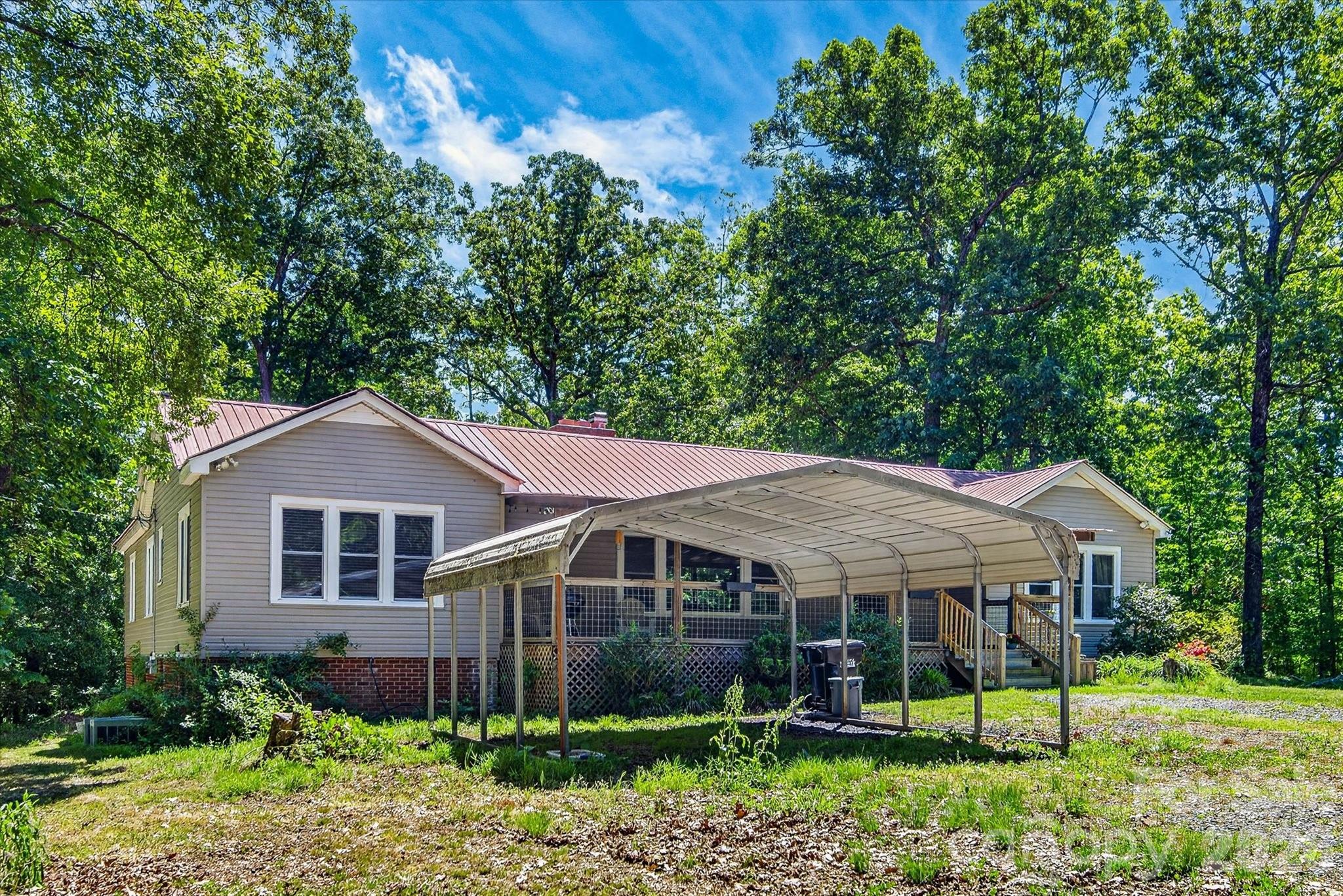 30640 Lockwood Drive — Albemarle