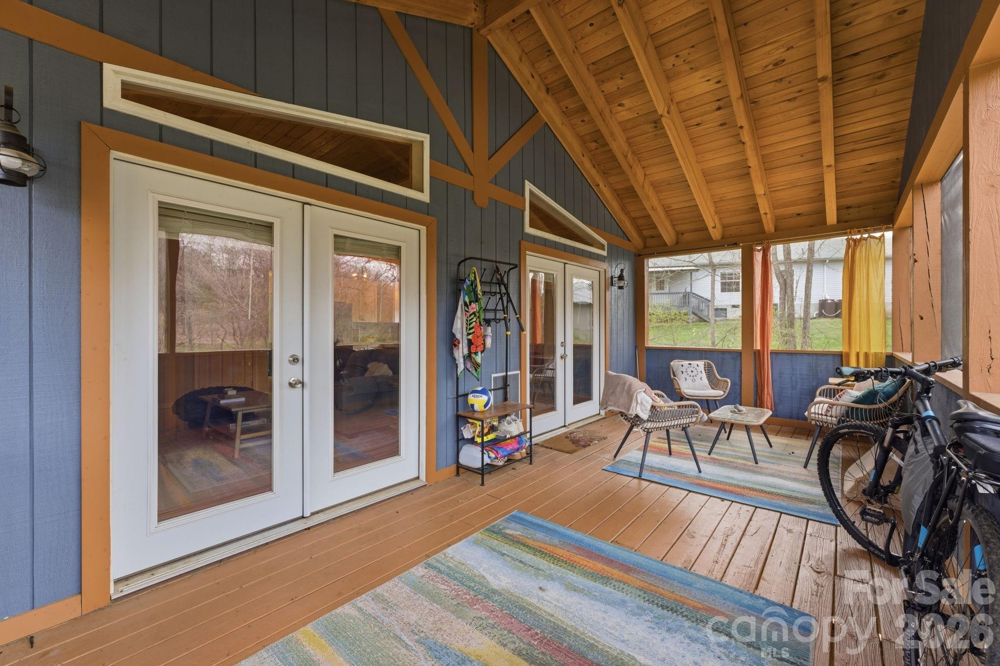 81 Bullfrog Cove Road — Sylva
