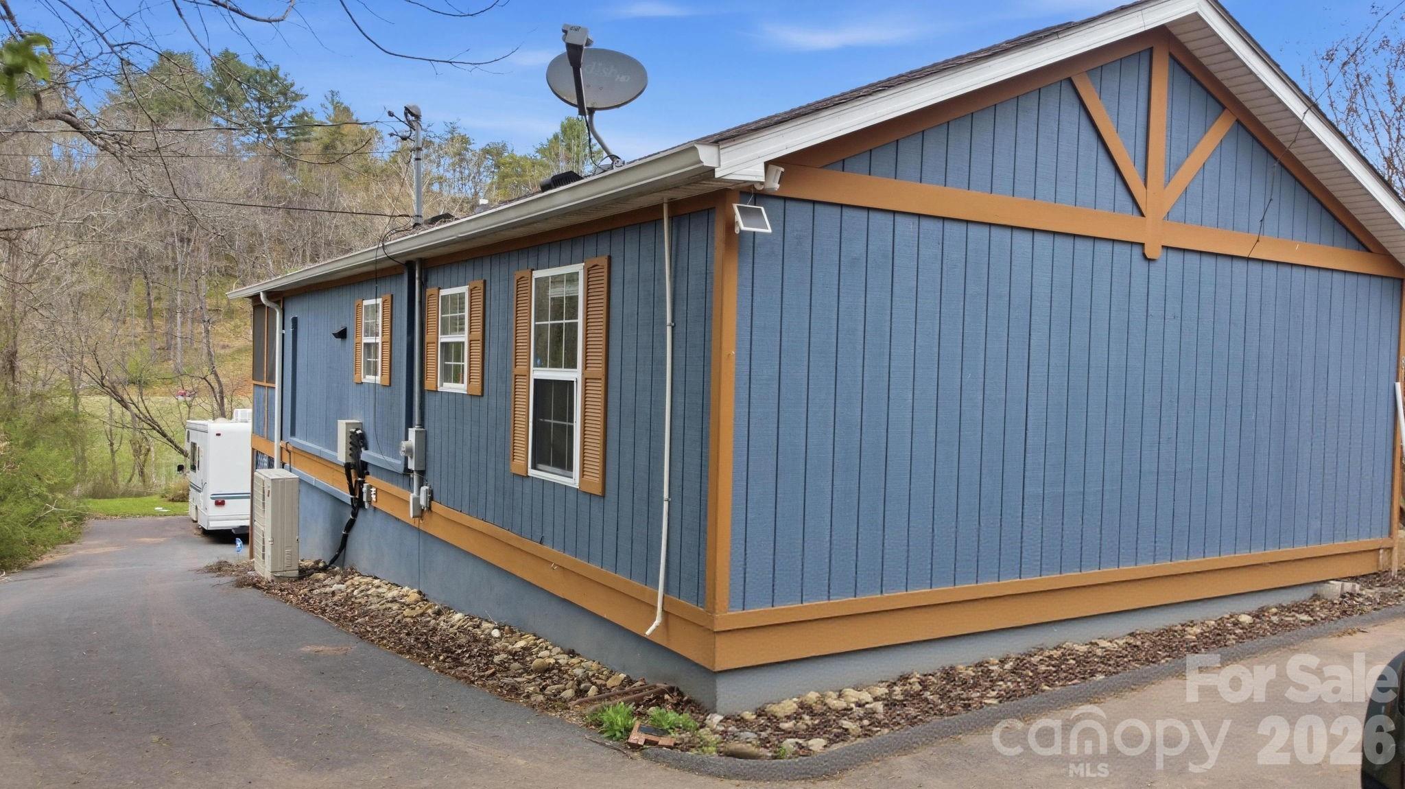 81 Bullfrog Cove Road — Sylva