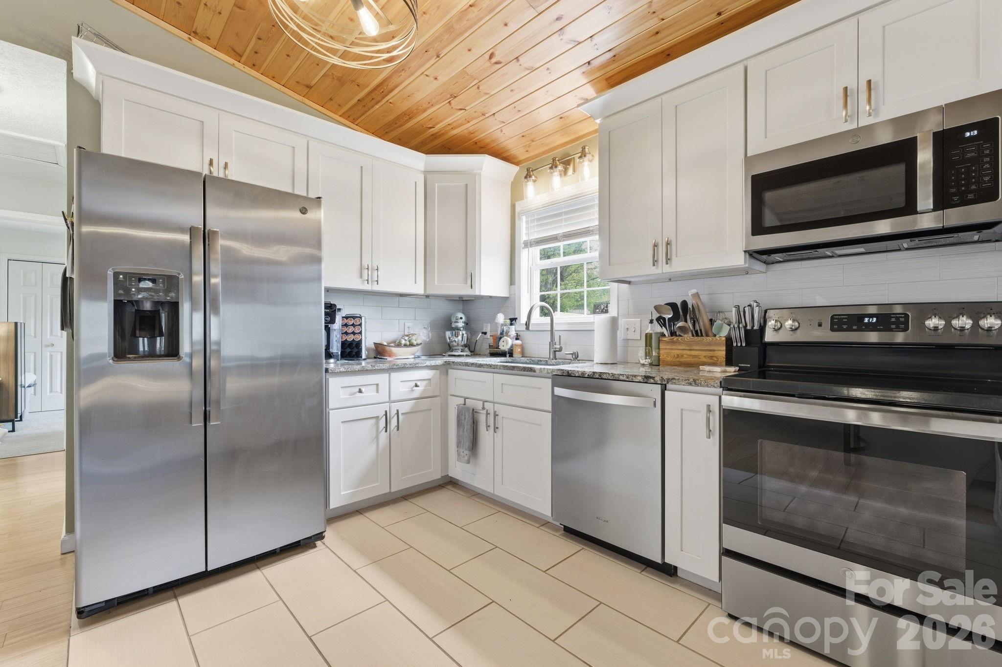 81 Bullfrog Cove Road — Sylva