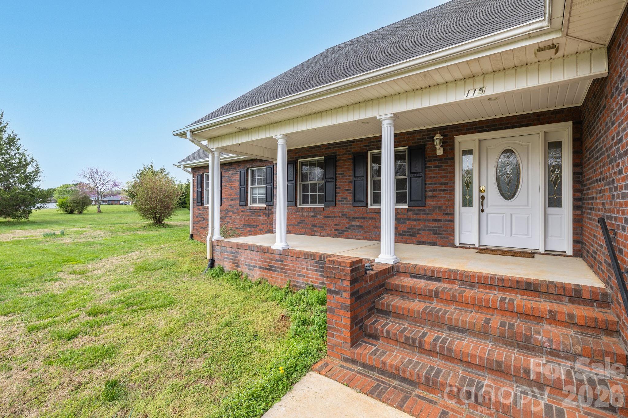 115 Emma Lane — Statesville