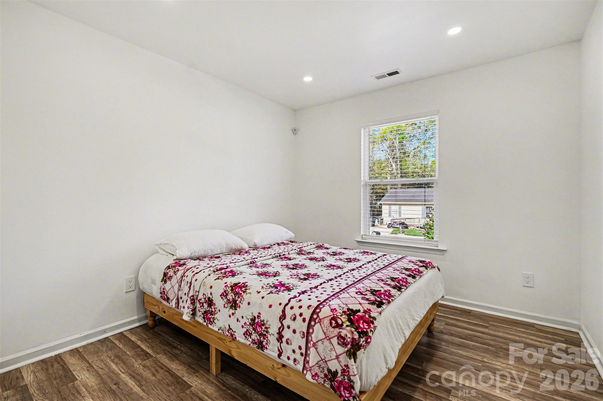 2519 Saluda Drive — Gastonia