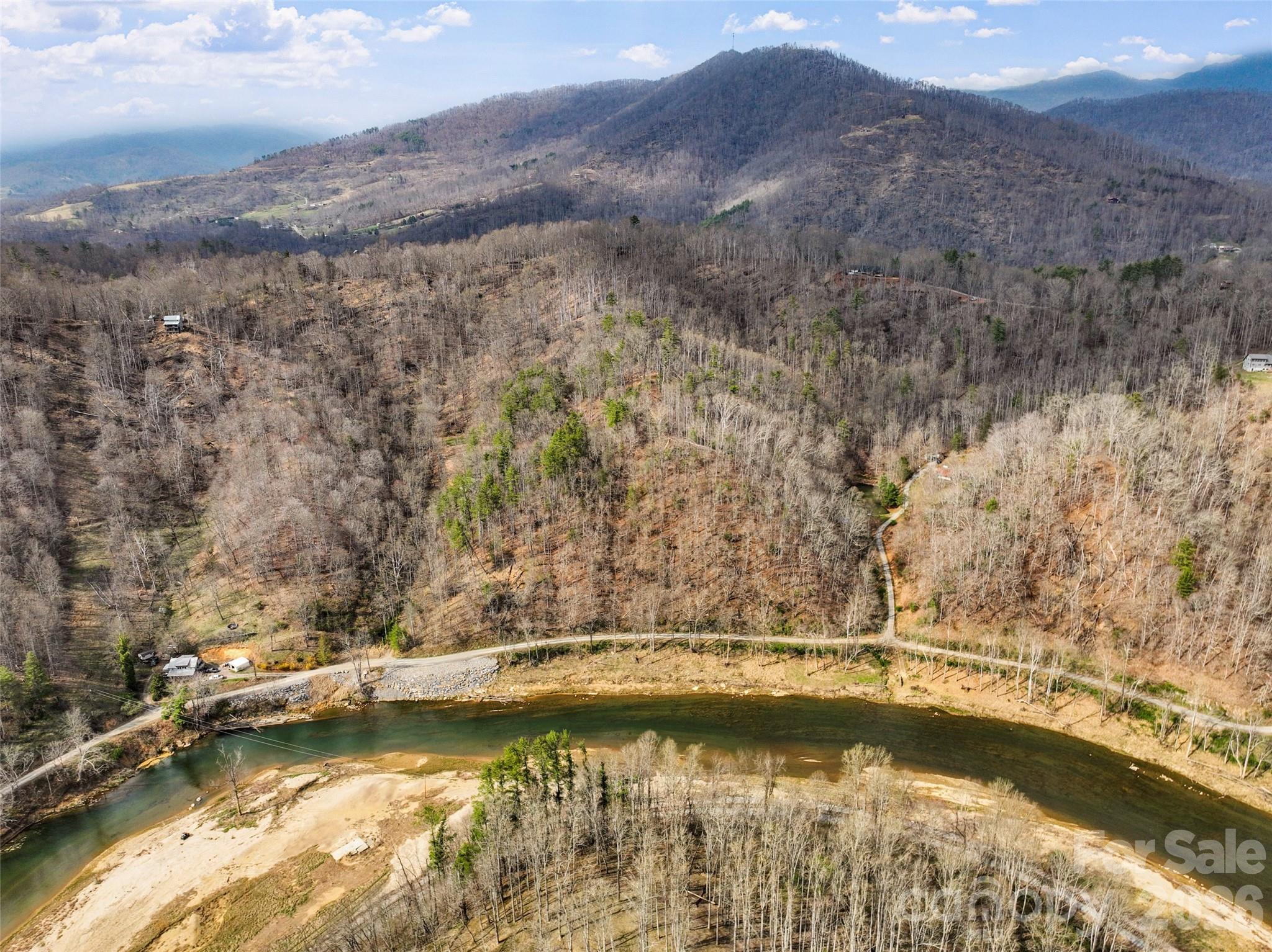 2701 Roses Branch Road — Bakersville