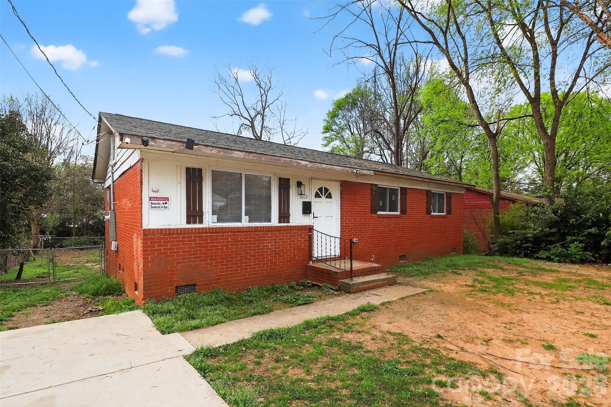 1019 Lewiston Avenue — Charlotte