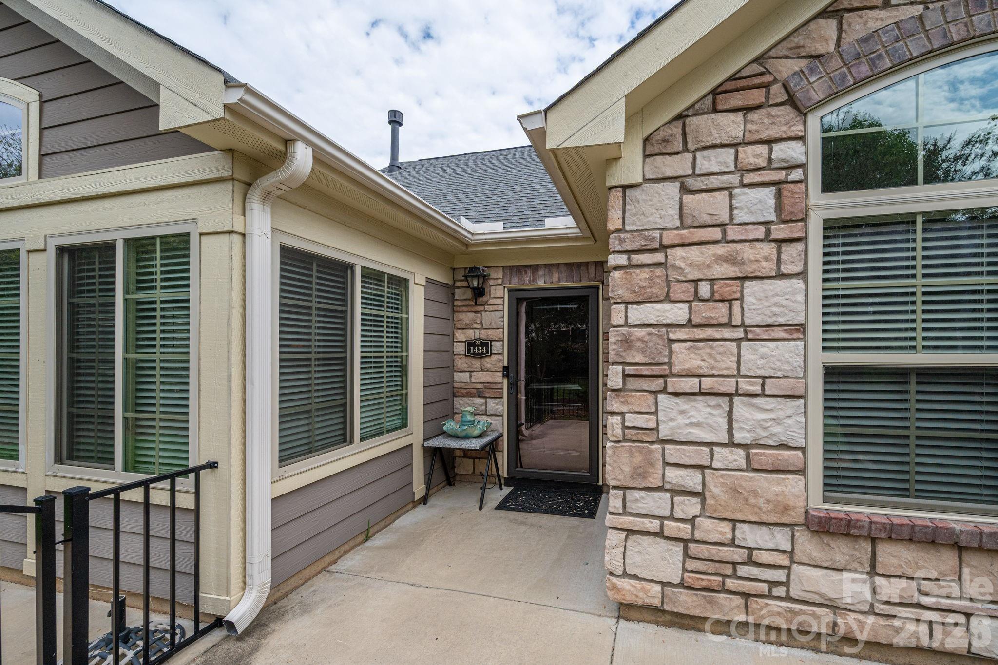 1434 Somersby Circle — Gastonia
