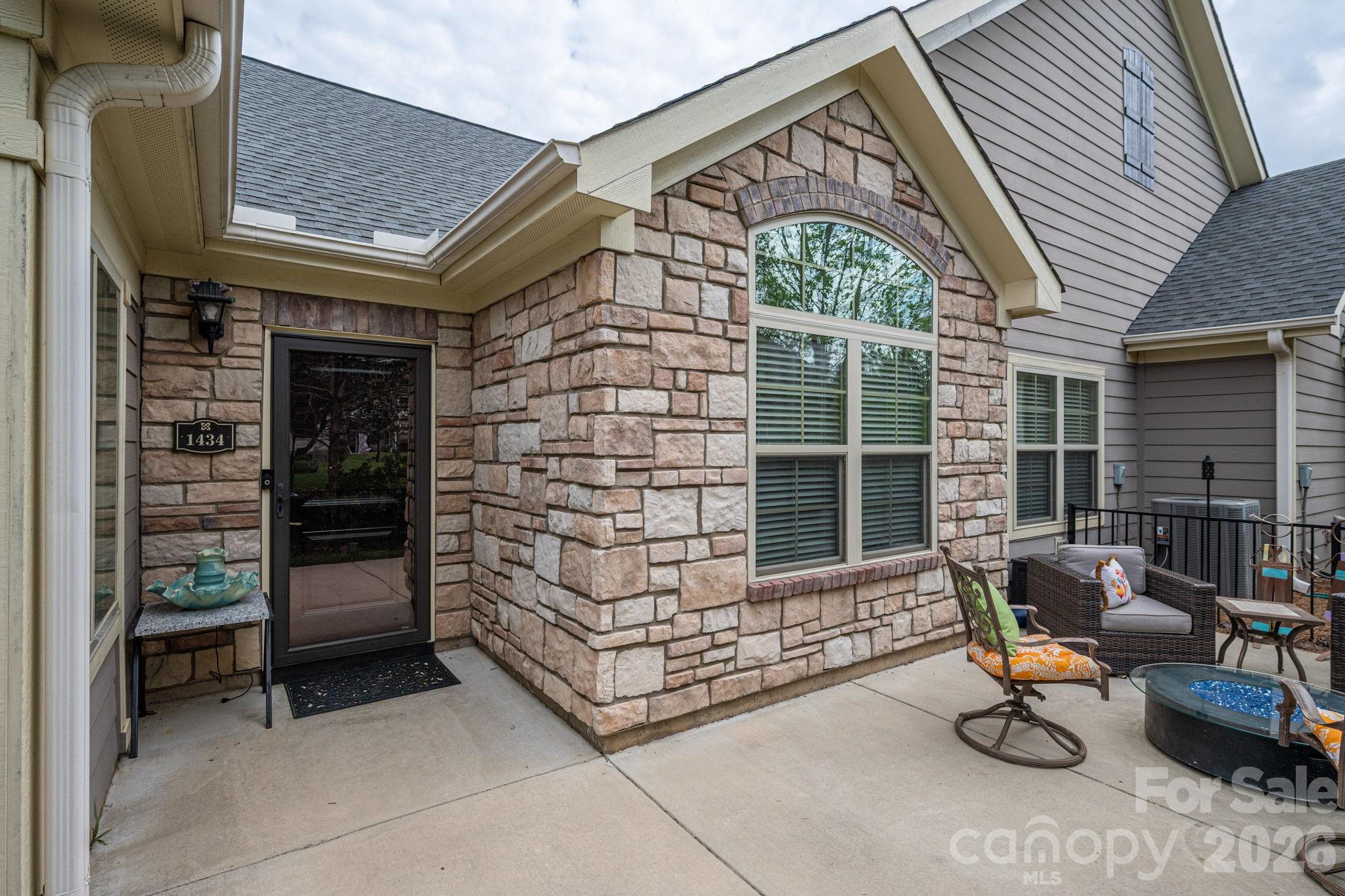 1434 Somersby Circle — Gastonia