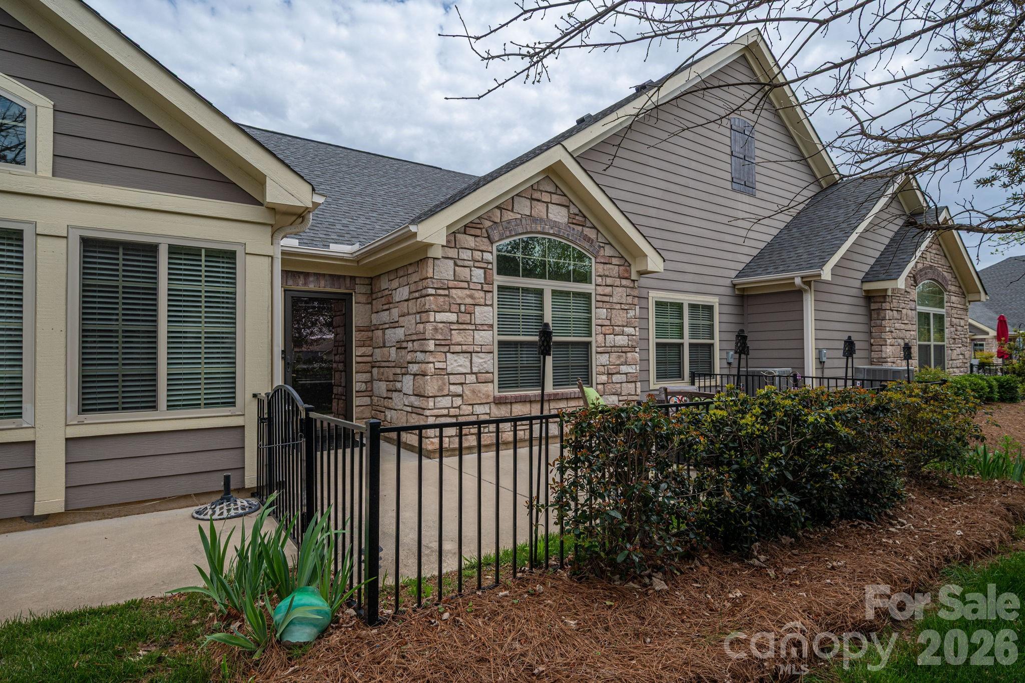 1434 Somersby Circle — Gastonia