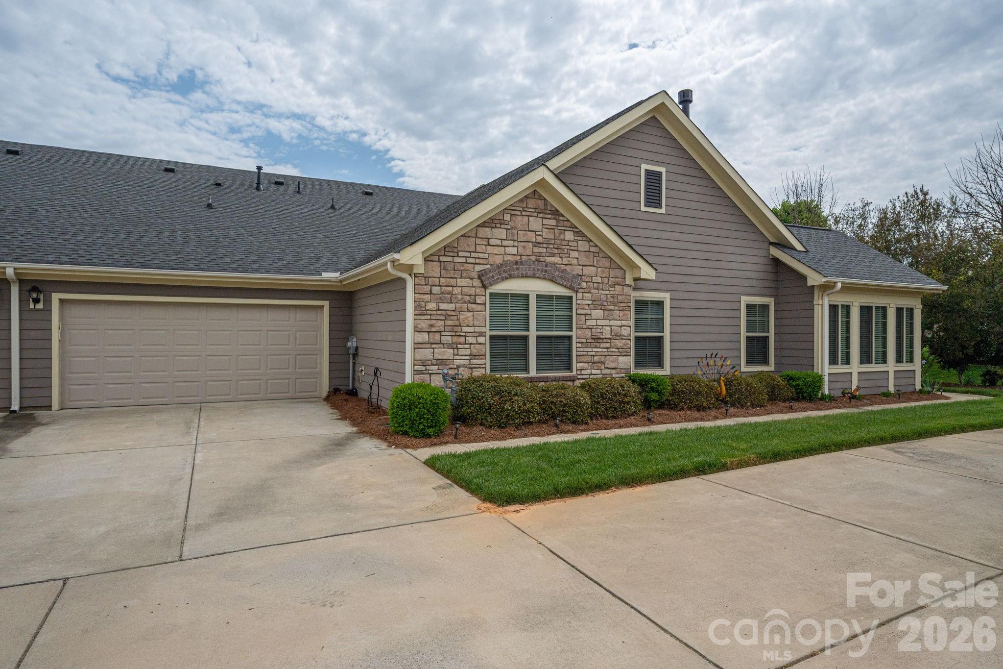 1434 Somersby Circle — Gastonia