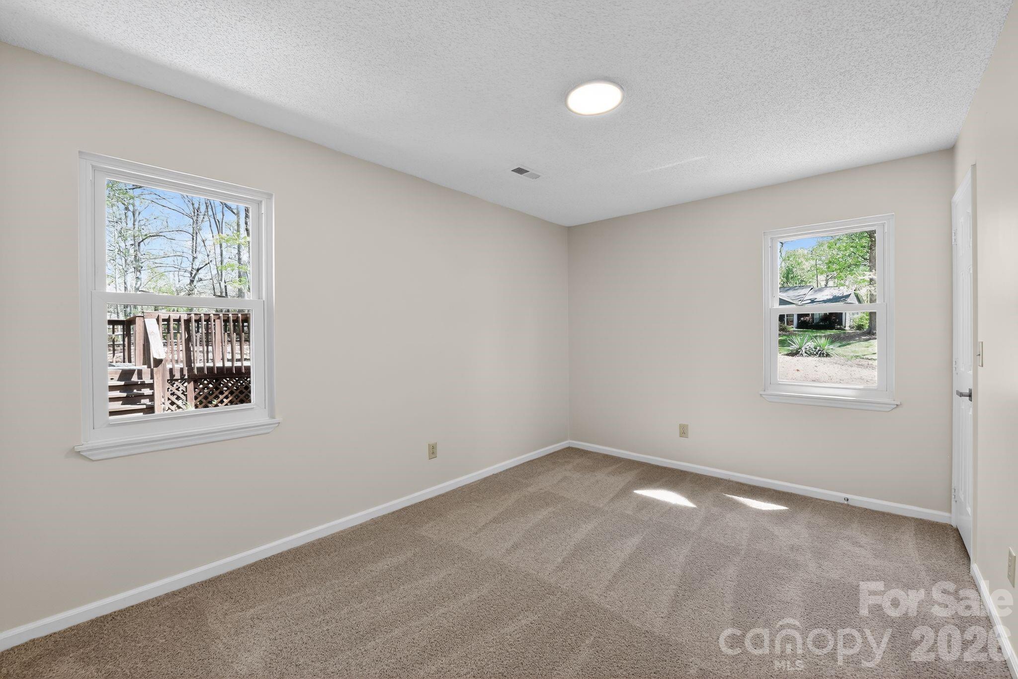 100 Steuben Drive — Huntersville