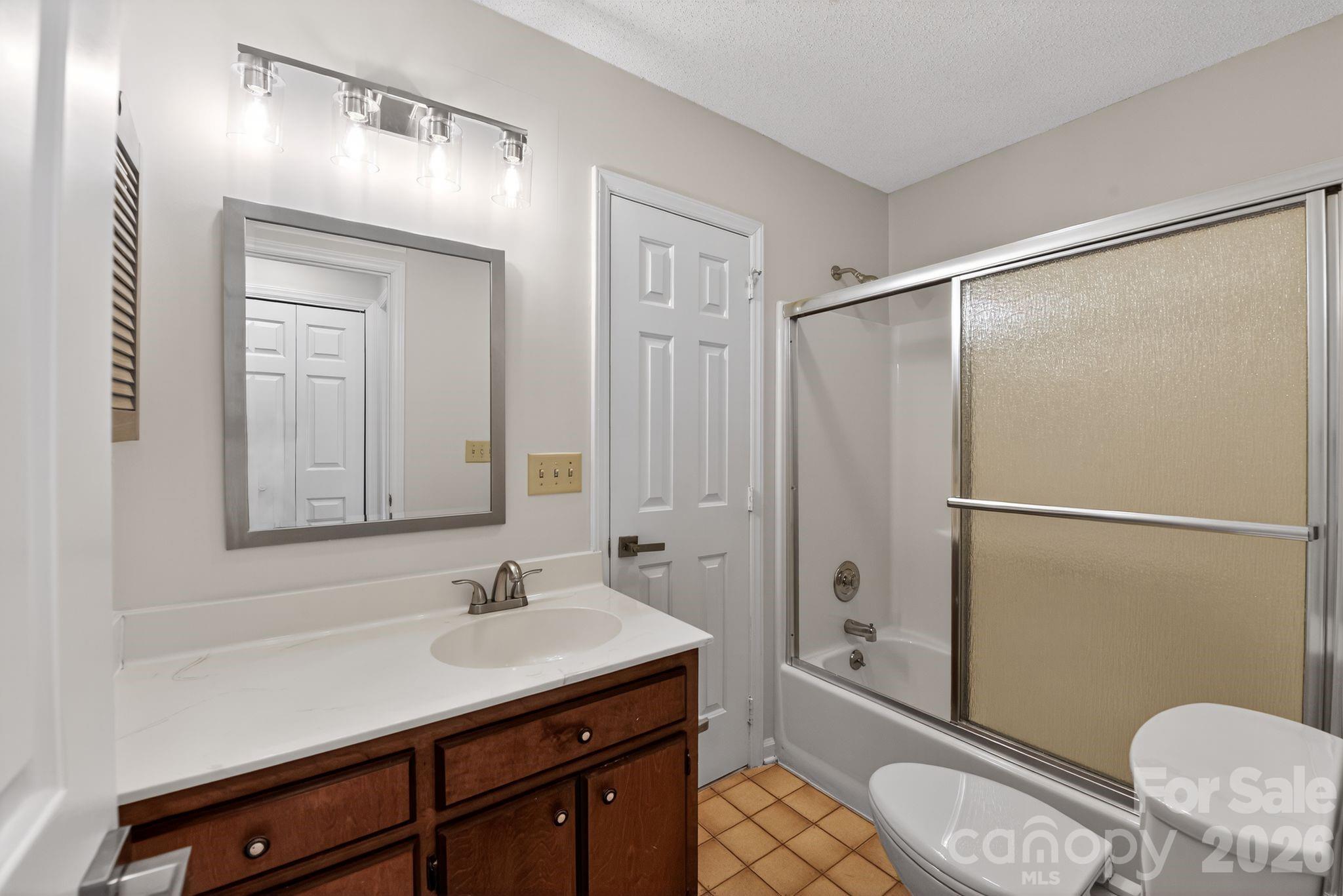 100 Steuben Drive — Huntersville