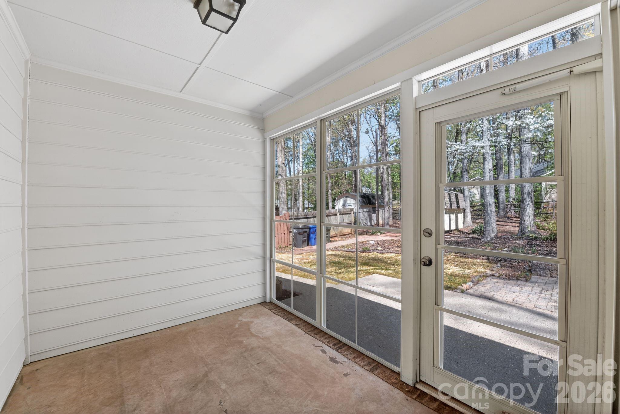 100 Steuben Drive — Huntersville
