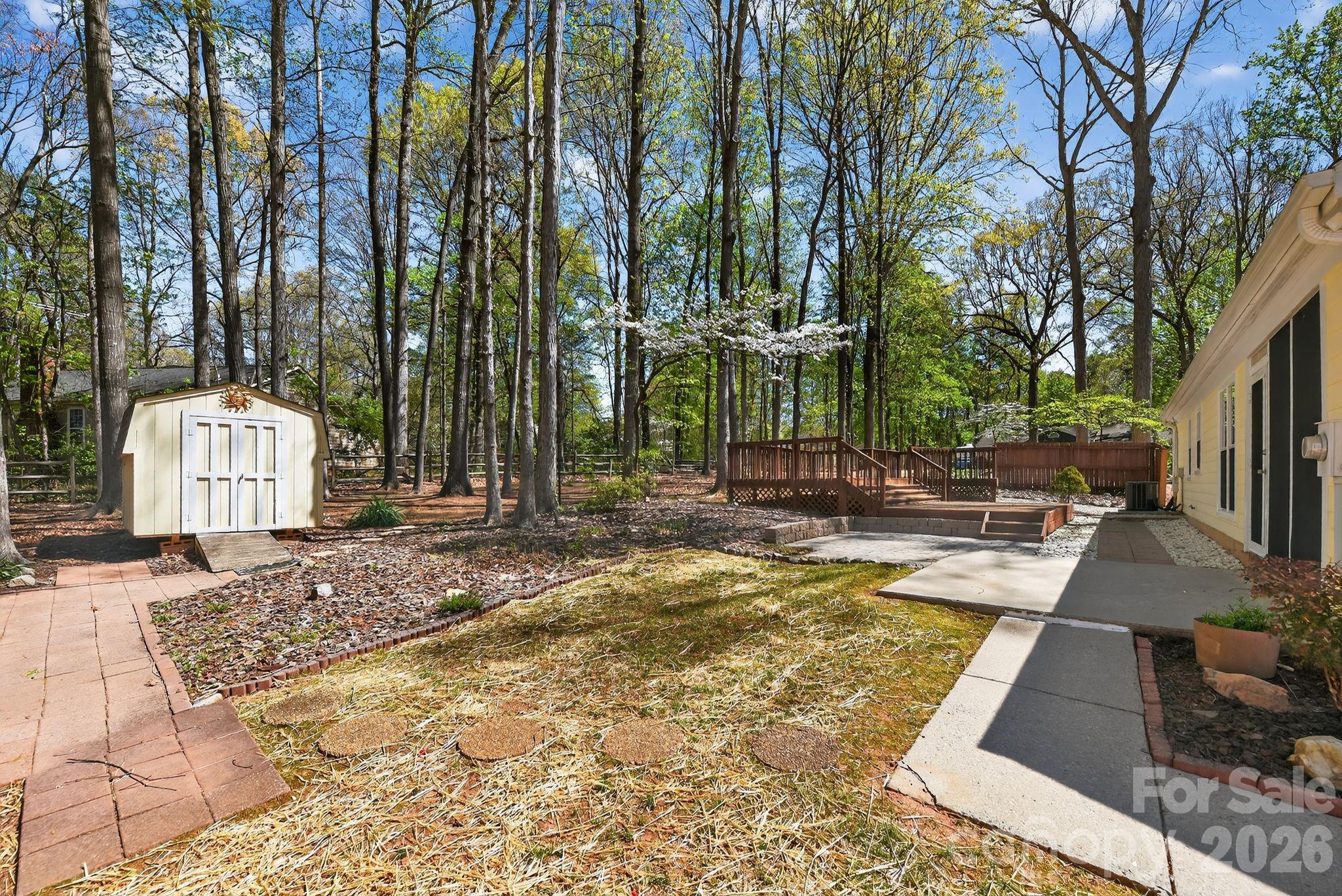 100 Steuben Drive — Huntersville