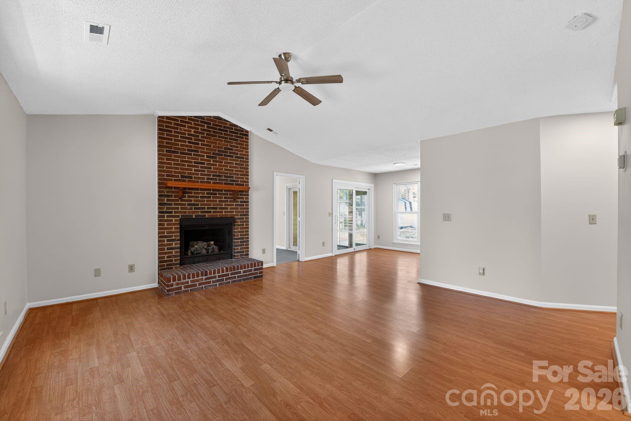 100 Steuben Drive — Huntersville