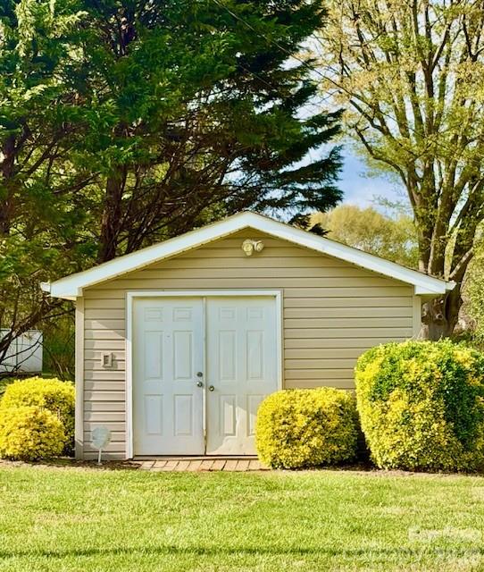 913 Webb Road — Ellenboro