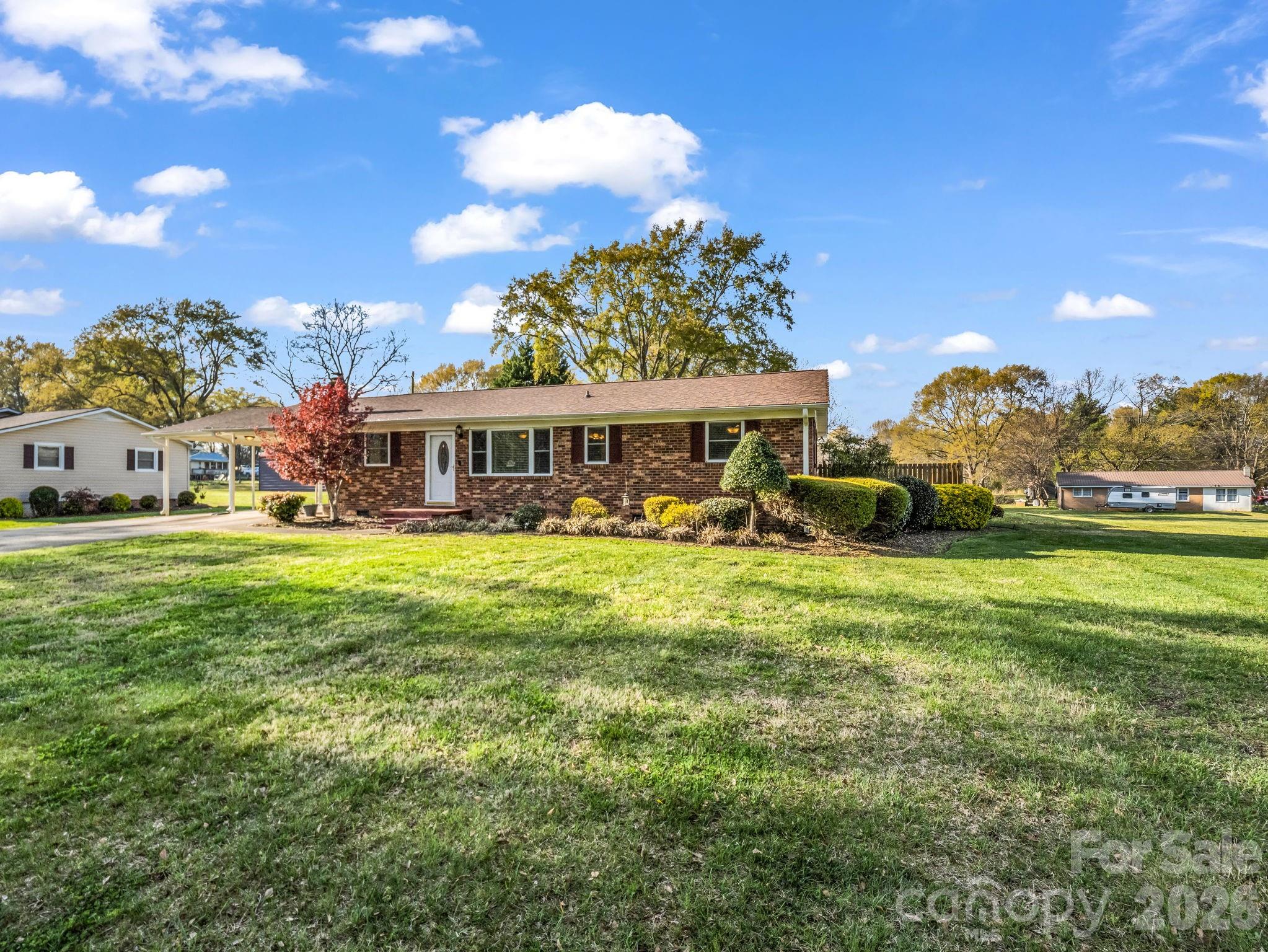 913 Webb Road — Ellenboro