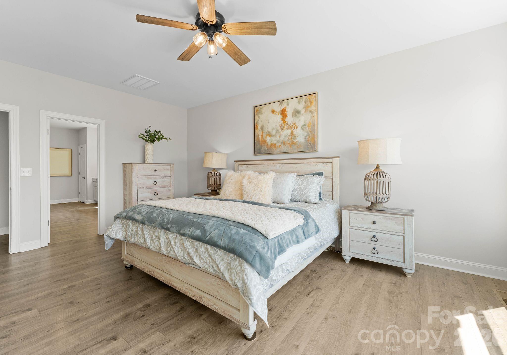 13701 Petworth Court — Charlotte