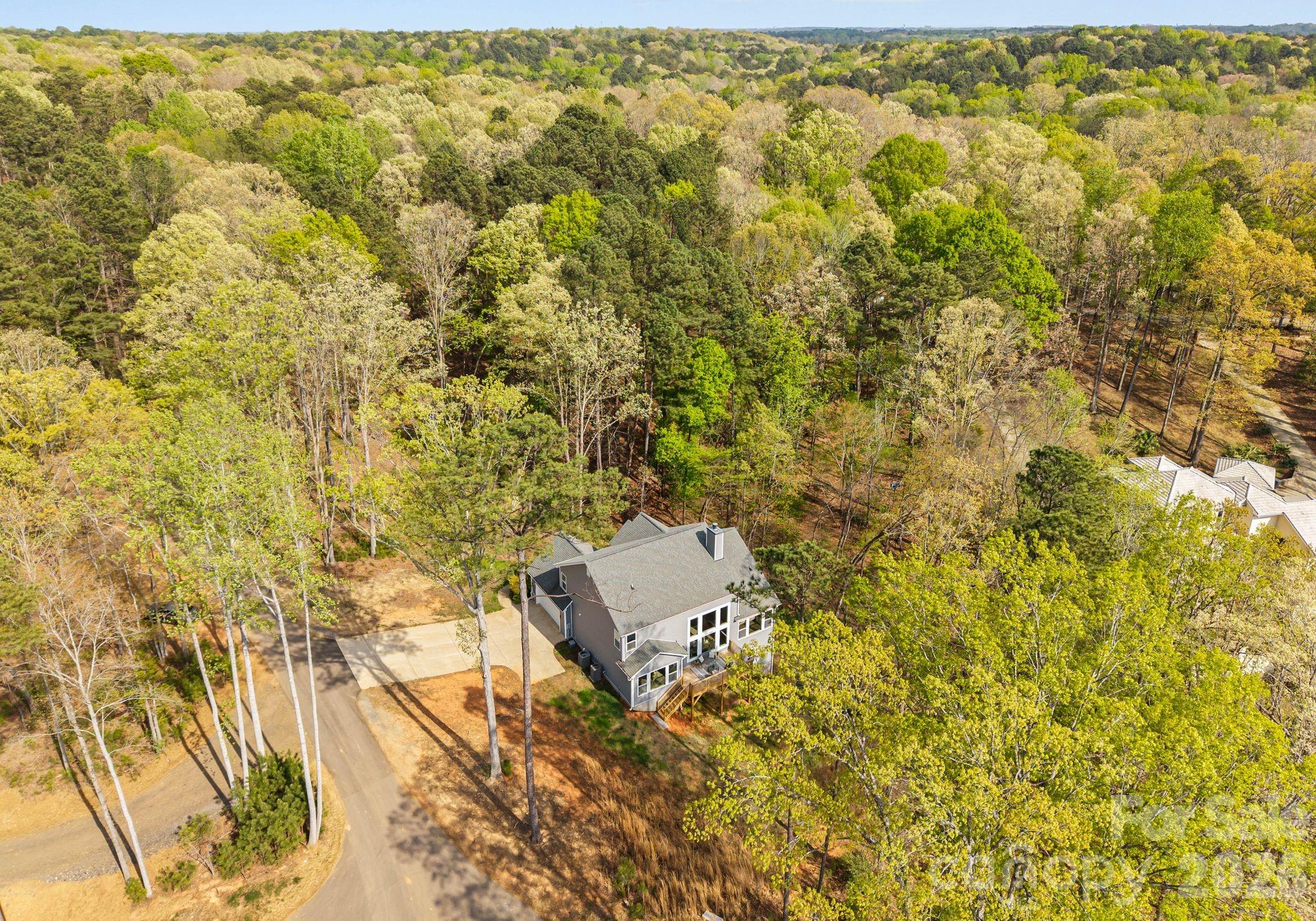13701 Petworth Court — Charlotte