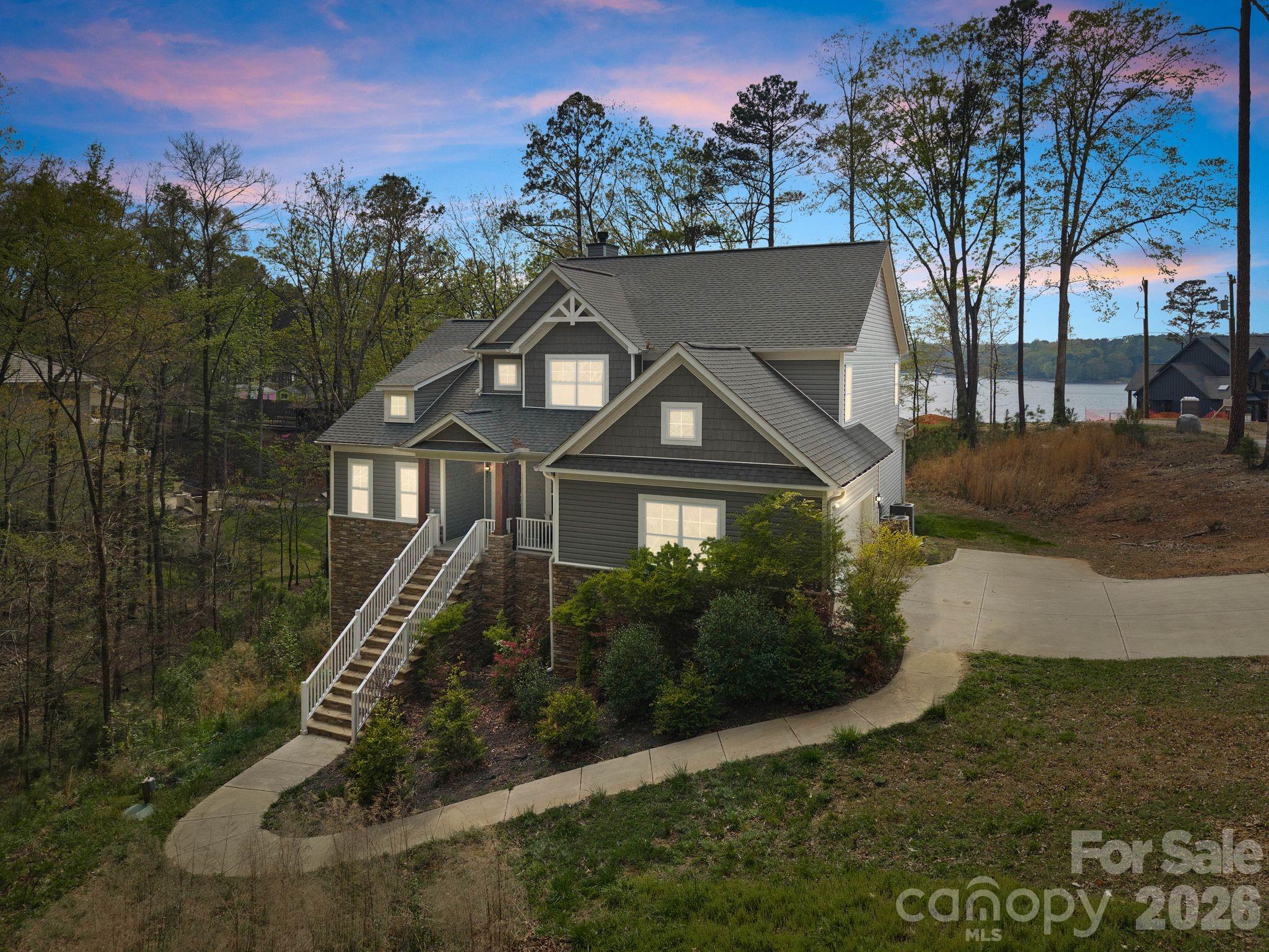 13701 Petworth Court — Charlotte