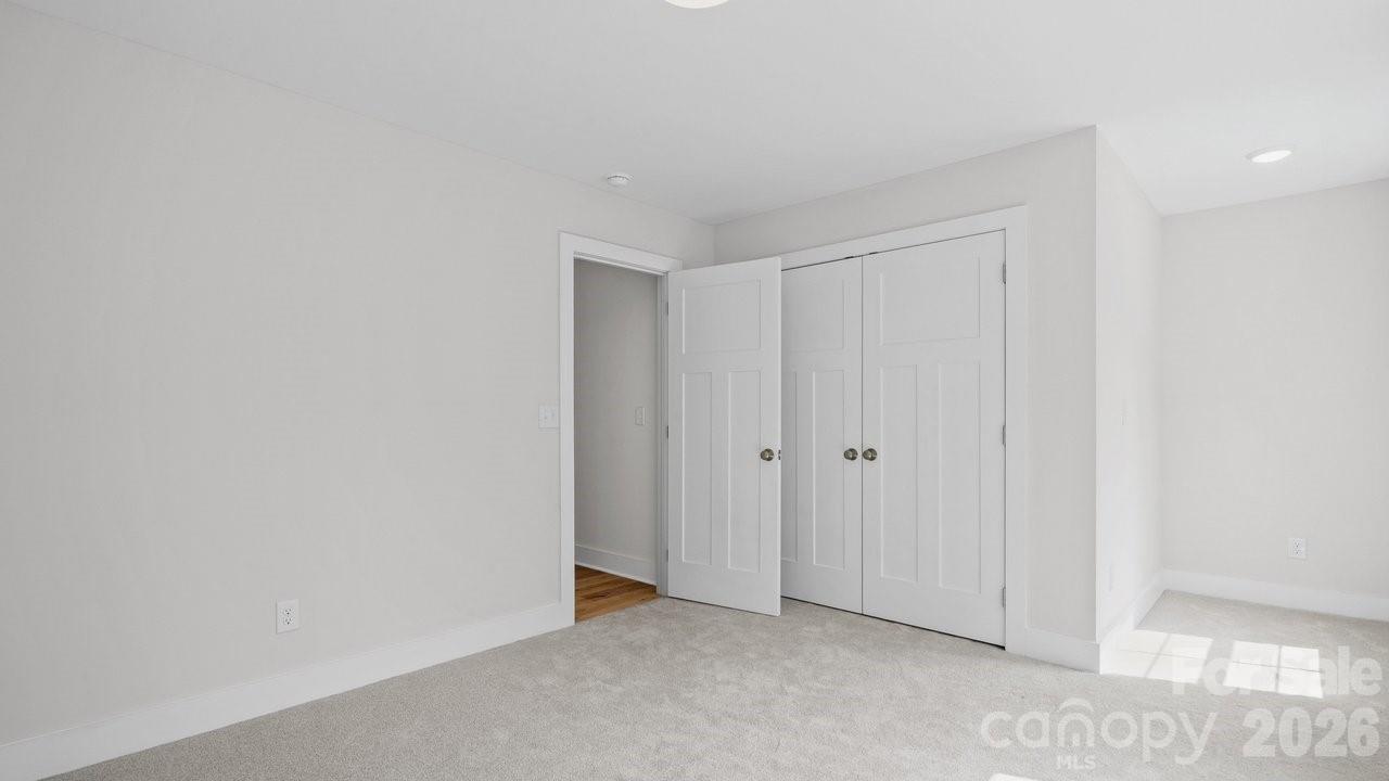 606 Teresa Circle — Waxhaw