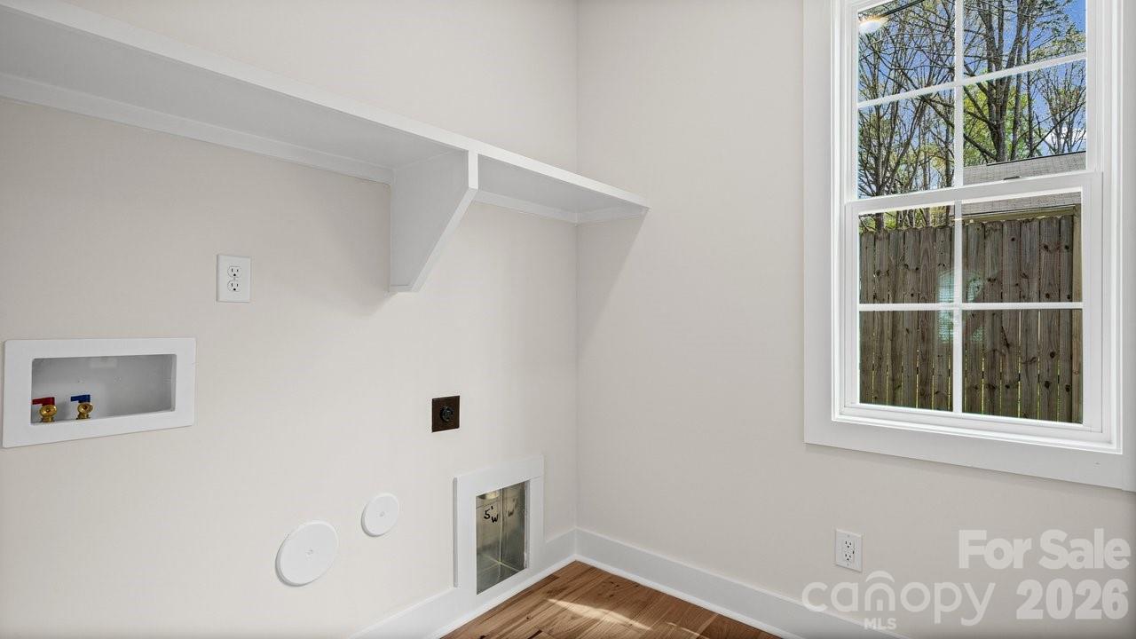 606 Teresa Circle — Waxhaw