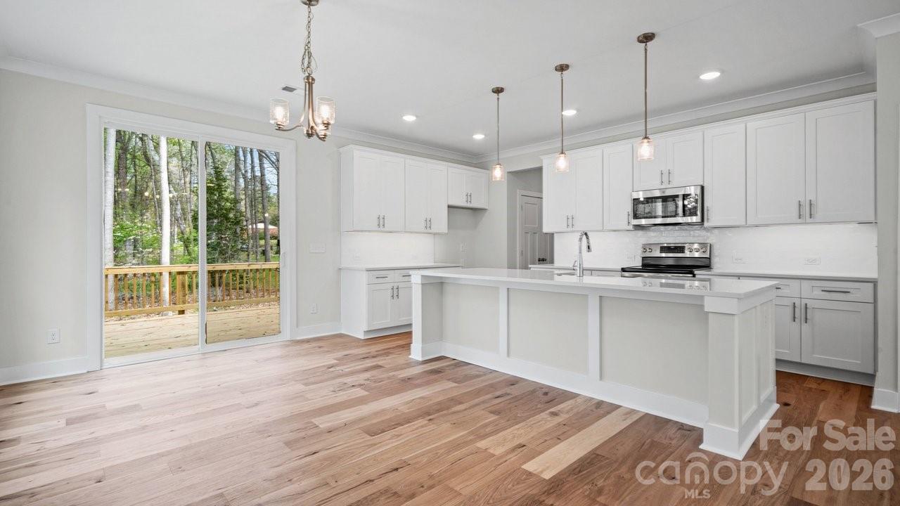 606 Teresa Circle — Waxhaw