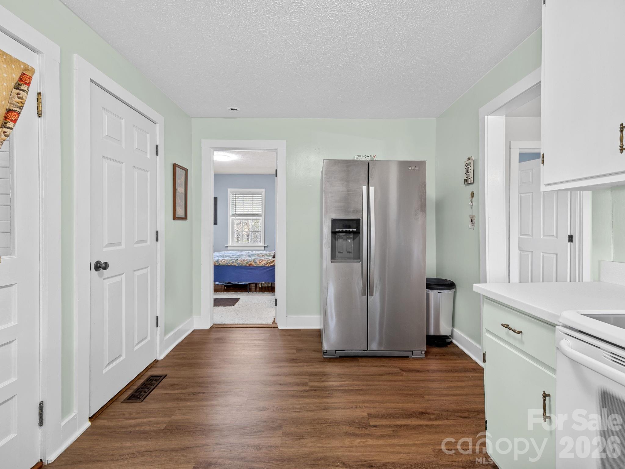 1434 Lake Adger Road — Mill Spring