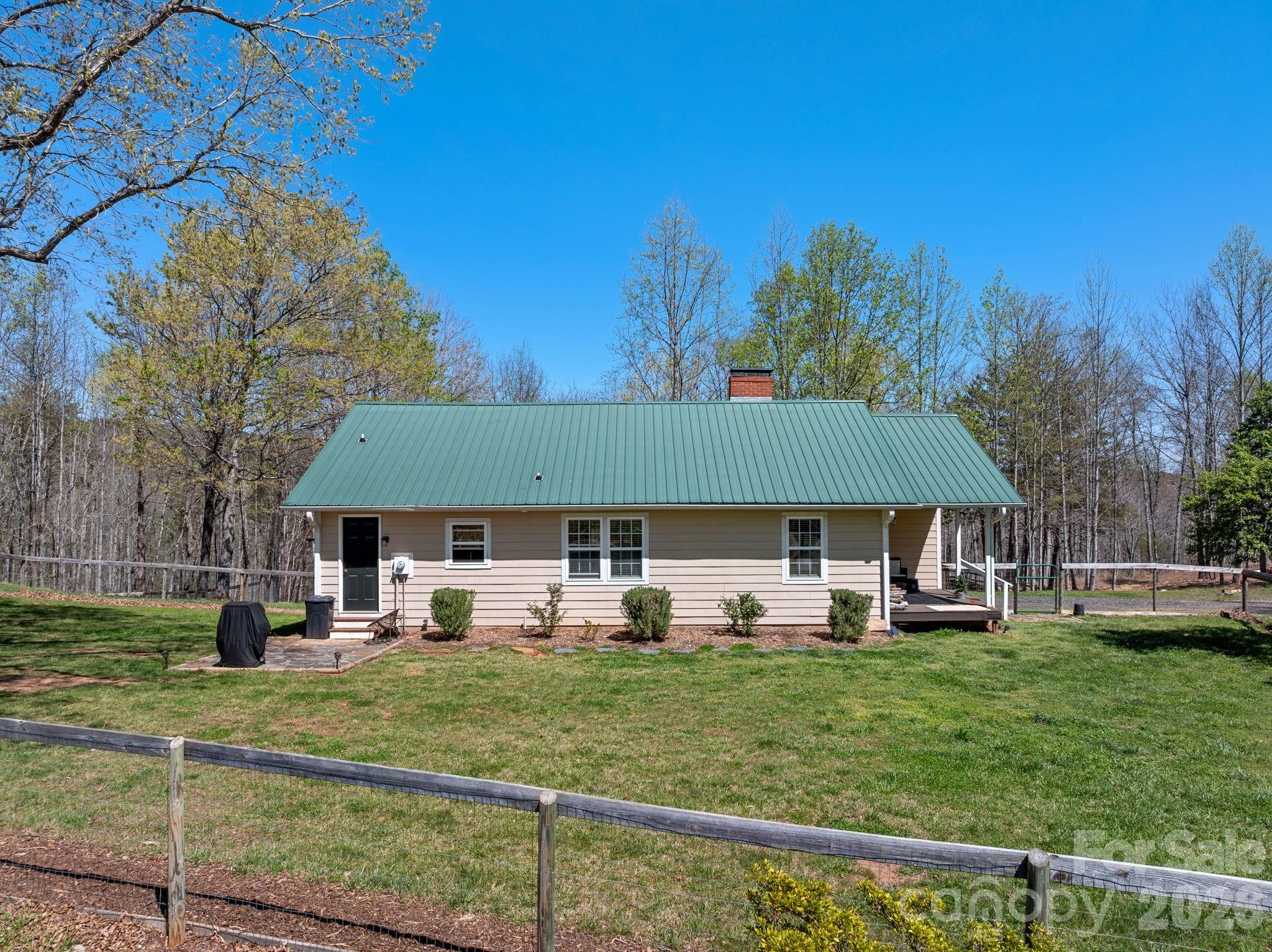 1434 Lake Adger Road — Mill Spring