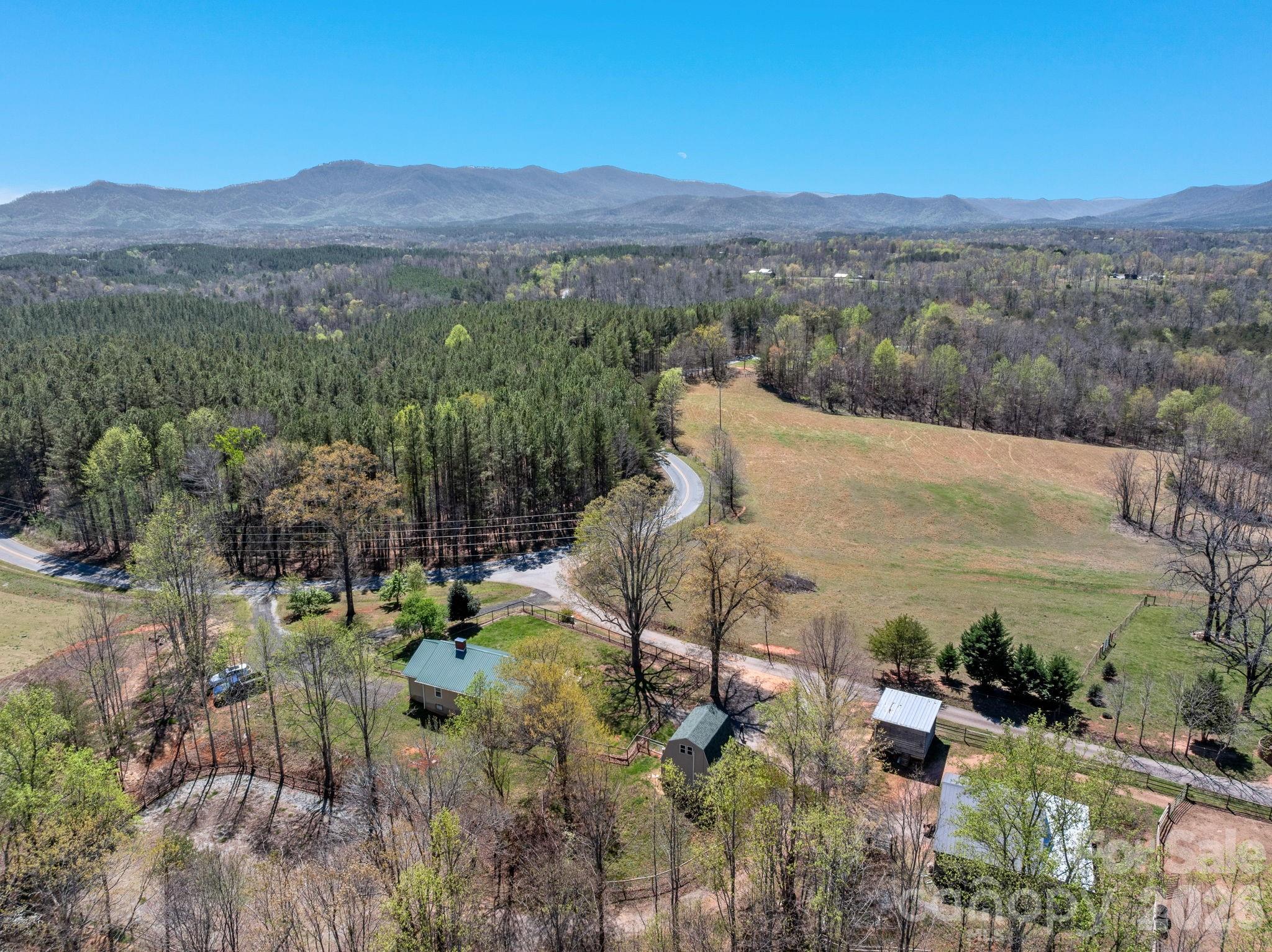 1434 Lake Adger Road — Mill Spring