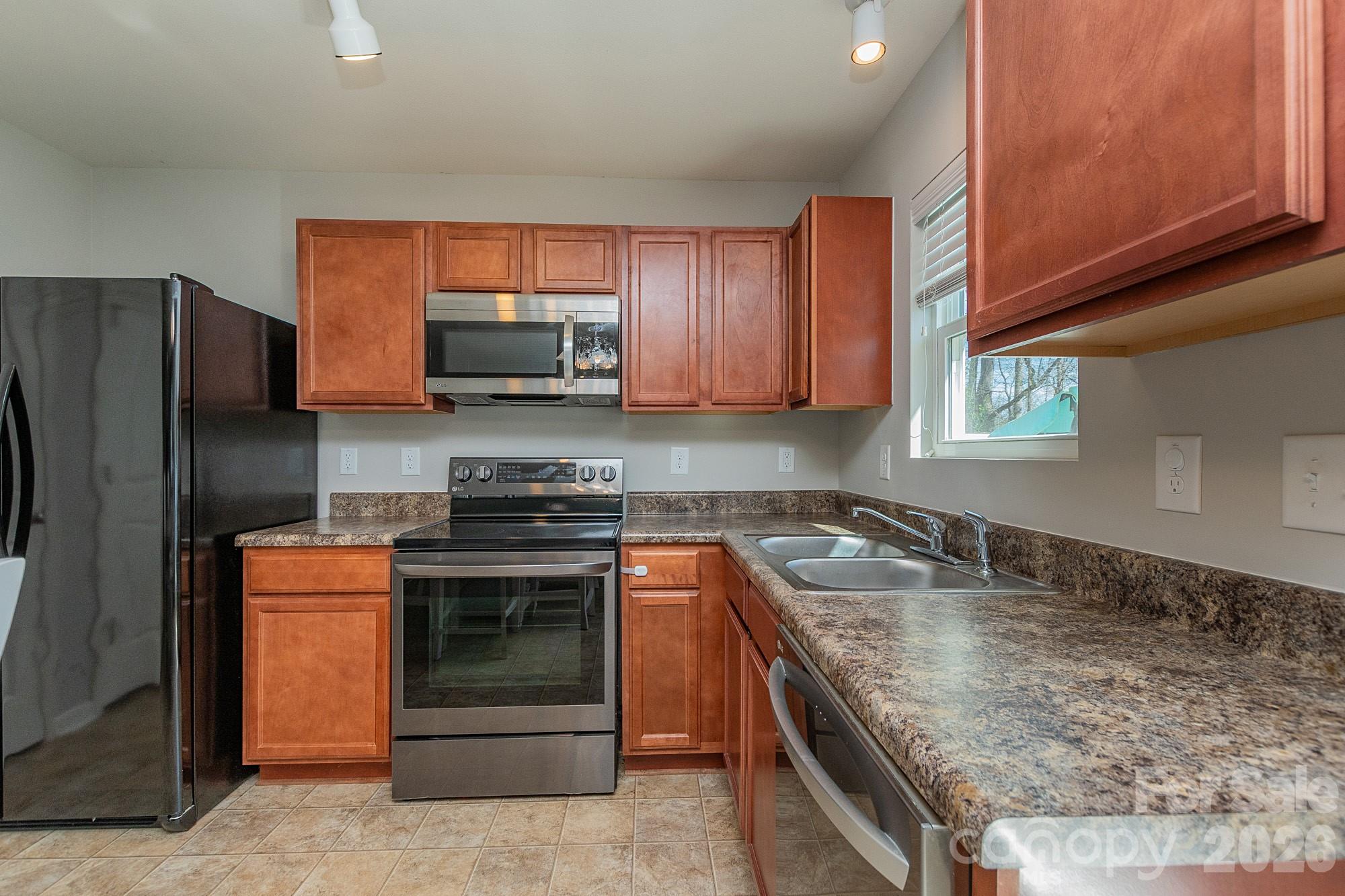 501 Caden Village Circle — Lexington