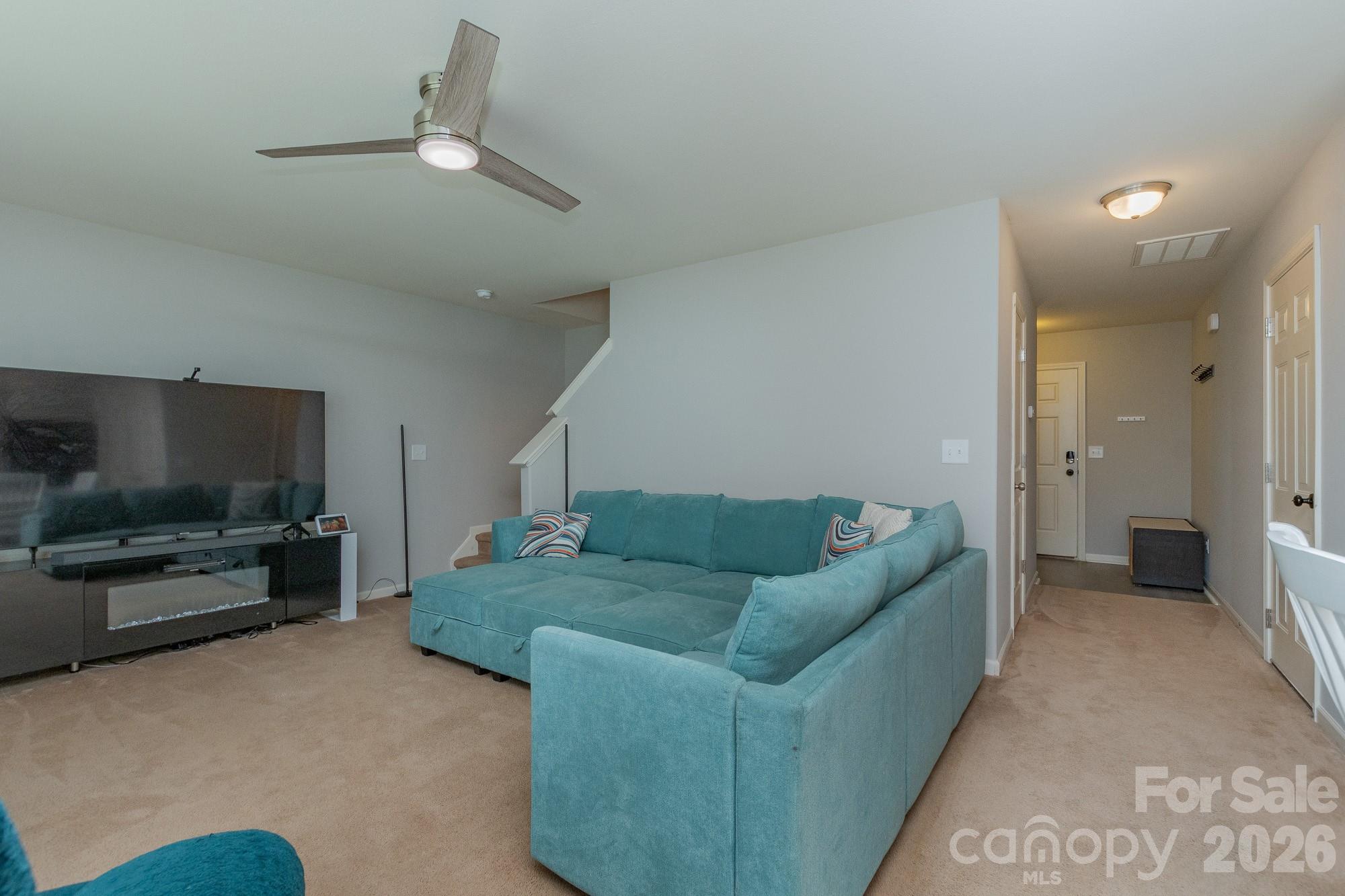 501 Caden Village Circle — Lexington