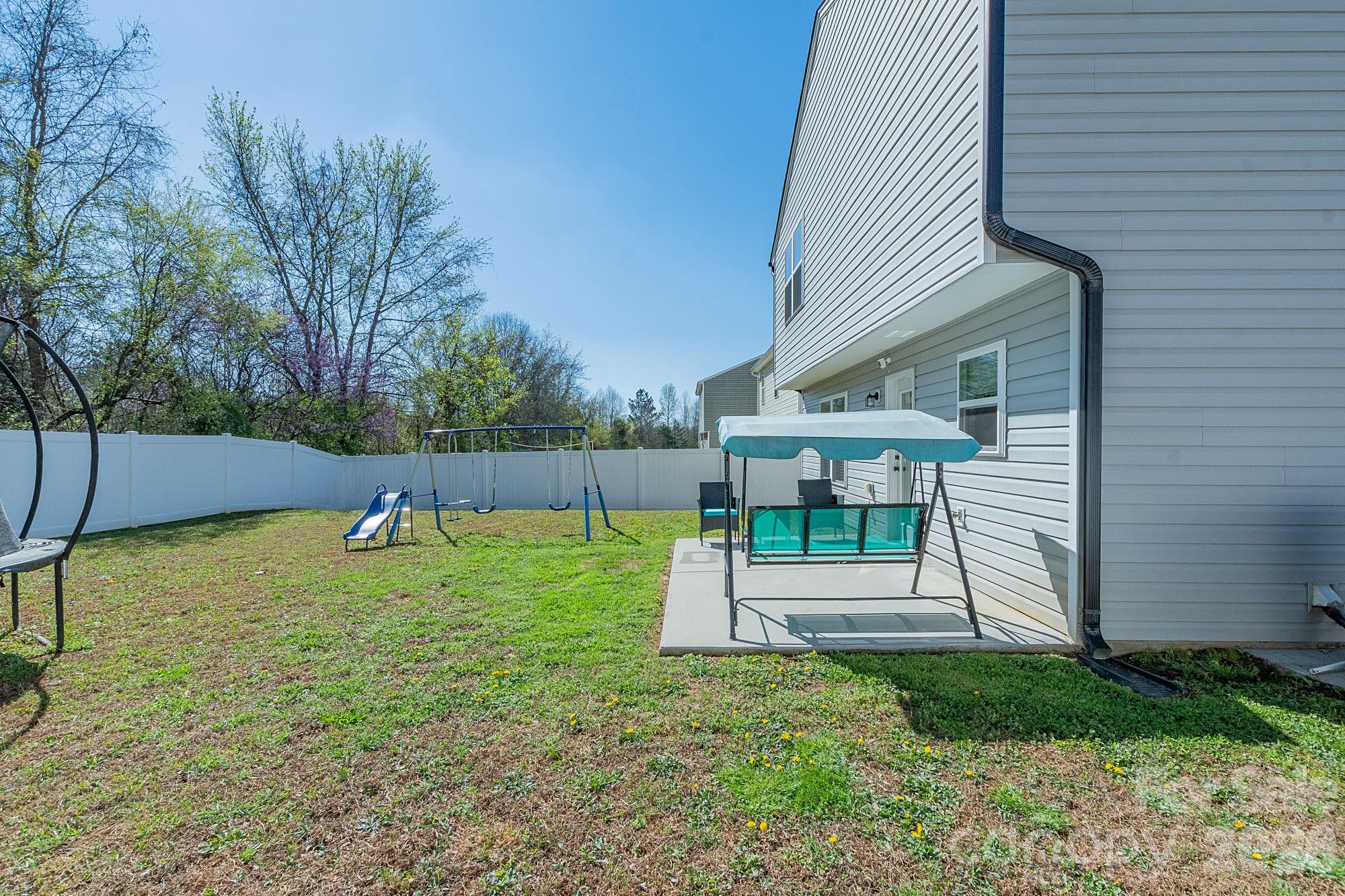 501 Caden Village Circle — Lexington