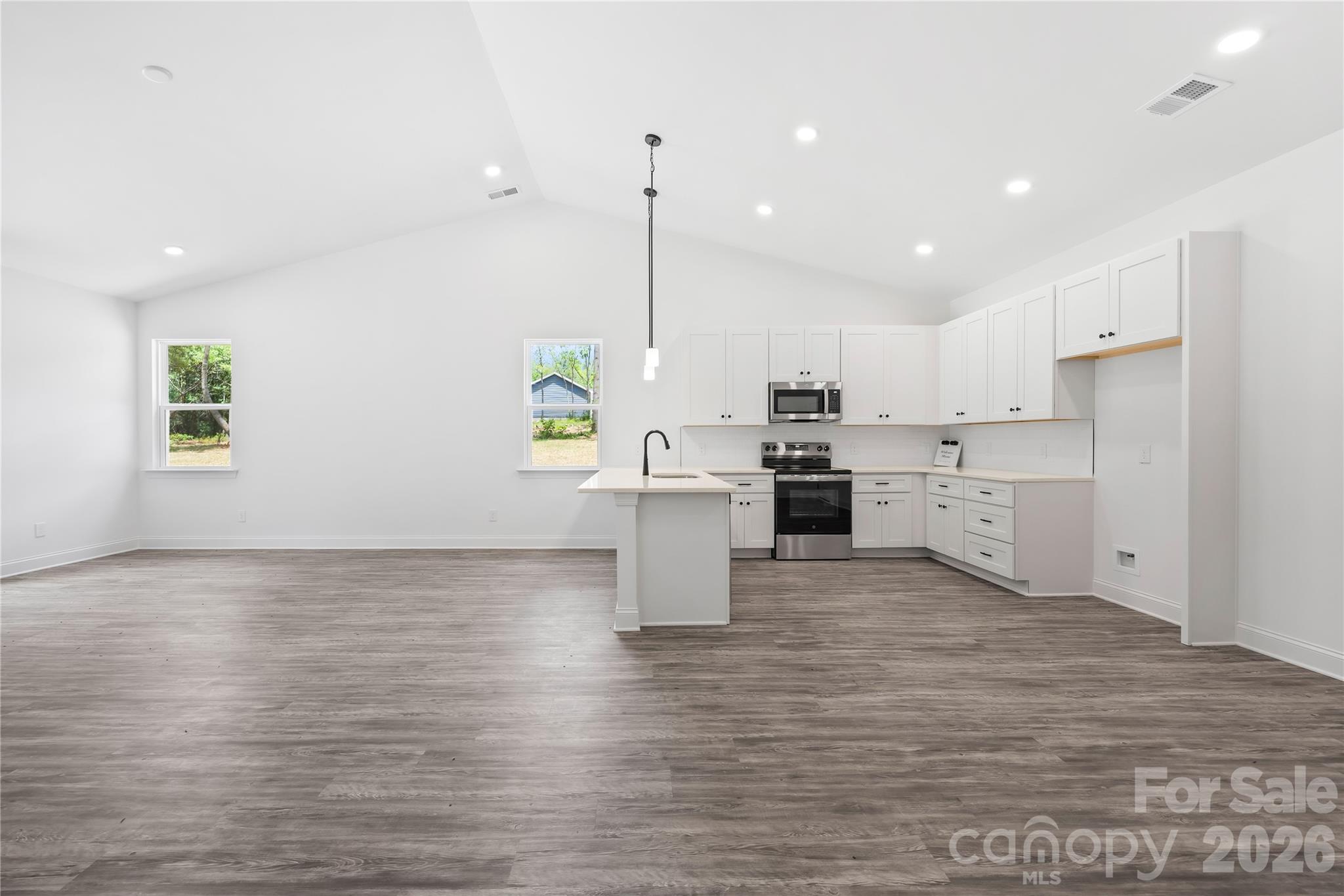136 Coolbrook Road — Statesville