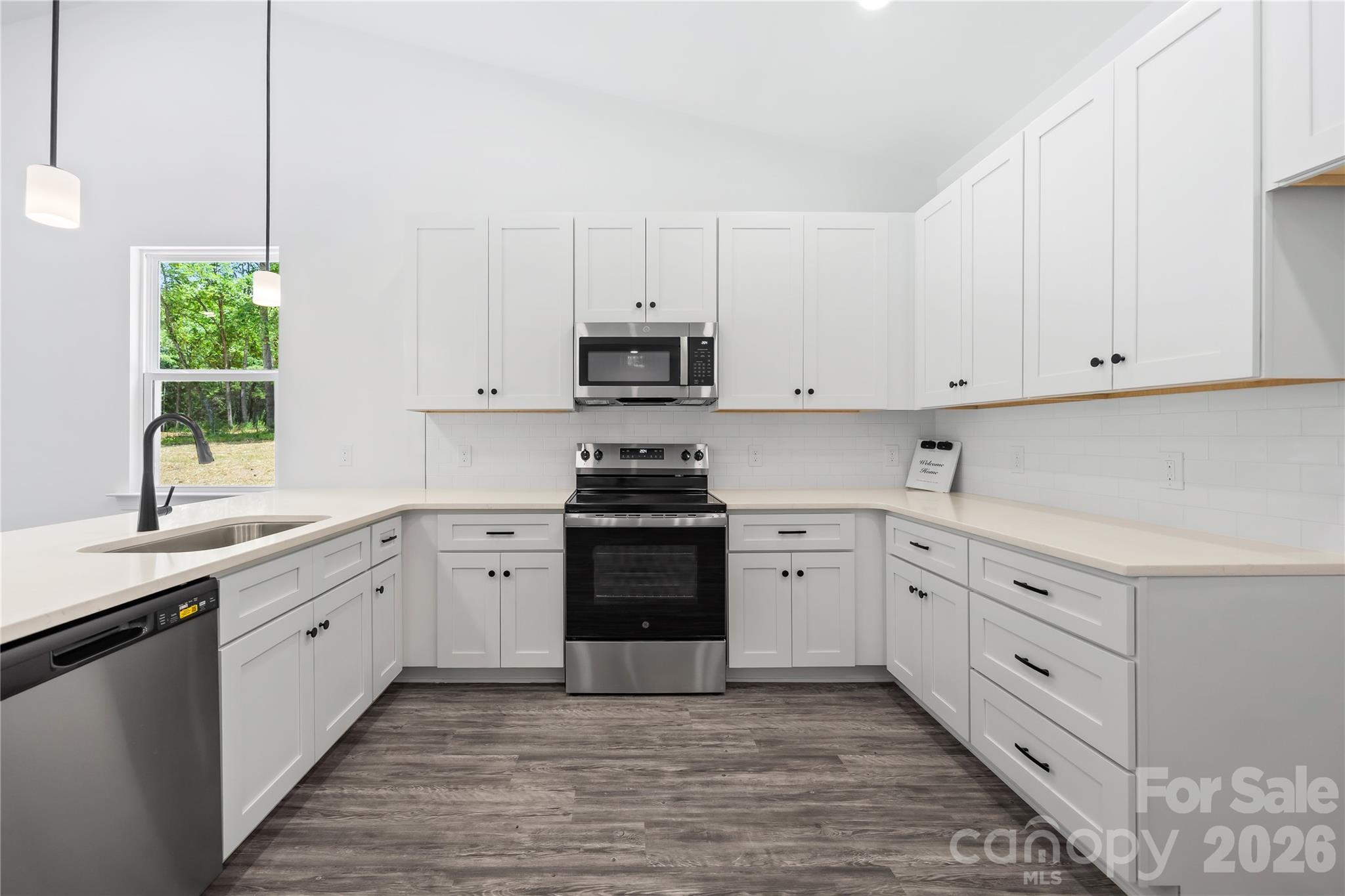 136 Coolbrook Road — Statesville