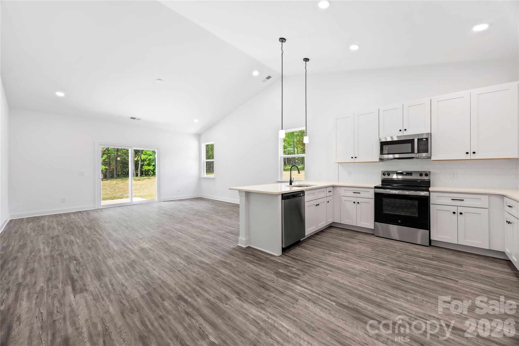 136 Coolbrook Road — Statesville