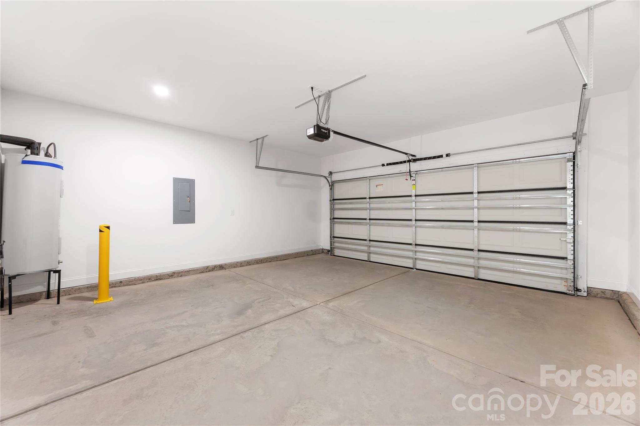 136 Coolbrook Road — Statesville