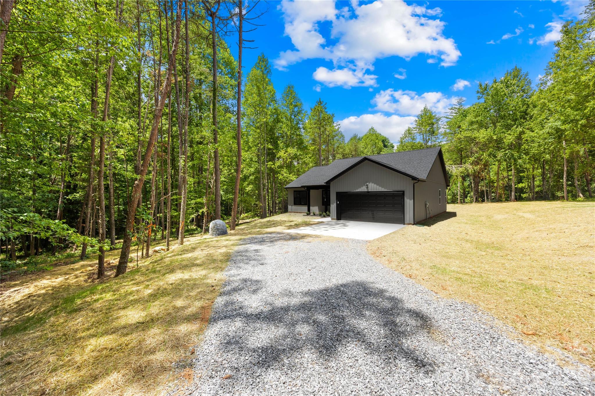136 Coolbrook Road — Statesville