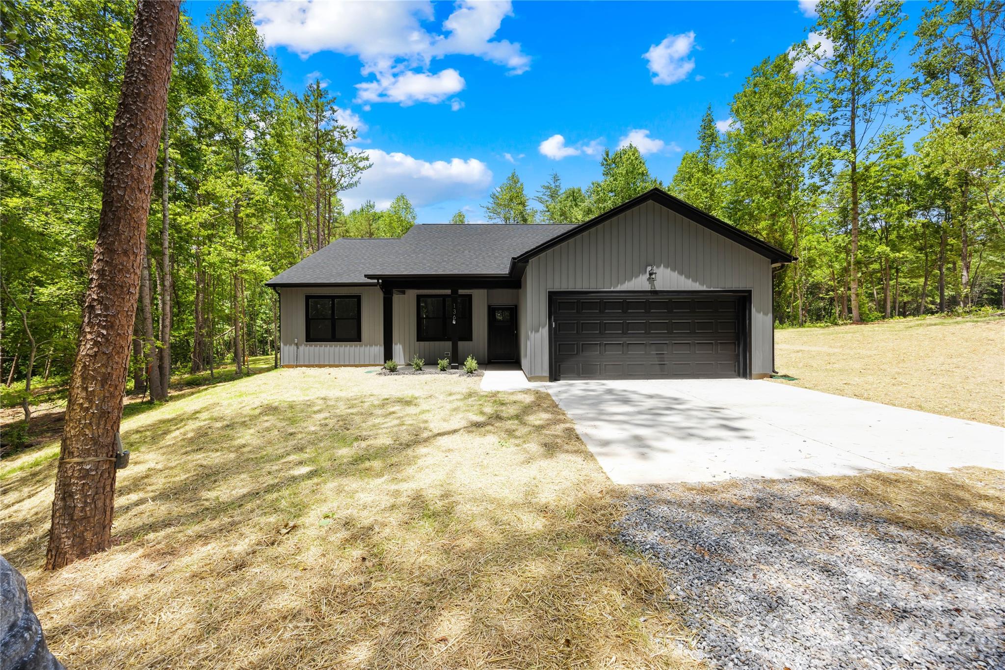 136 Coolbrook Road — Statesville